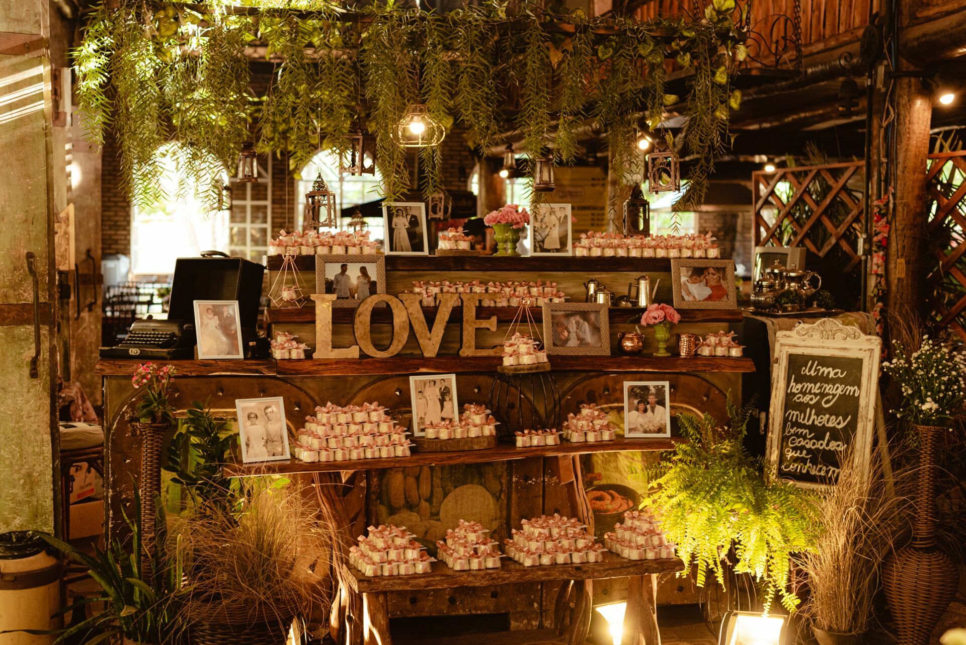 Foto Casamento Rústico em Fim de Tarde no Restaurante Brioso e Manhoso em Goiás - Ana e Pedro  - Imagem 15