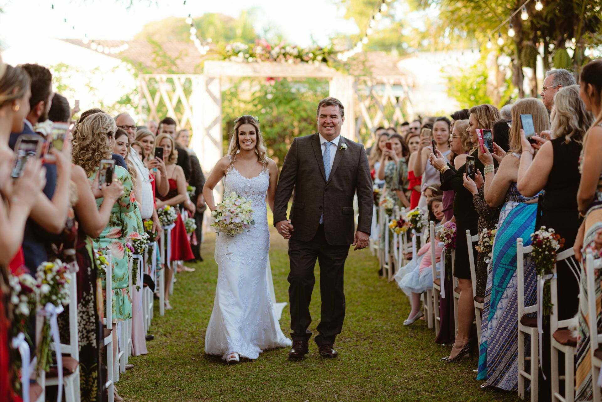 Foto Casamento Rústico em Fim de Tarde no Restaurante Brioso e Manhoso em Goiás - Ana e Pedro  - Imagem 26