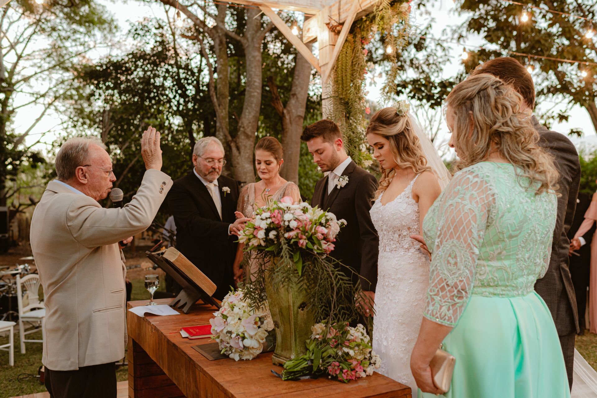 Foto Casamento Rústico em Fim de Tarde no Restaurante Brioso e Manhoso em Goiás - Ana e Pedro  - Imagem 41