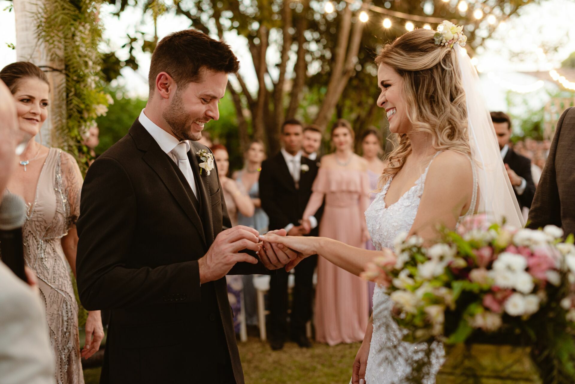 Foto Casamento Rústico em Fim de Tarde no Restaurante Brioso e Manhoso em Goiás - Ana e Pedro  - Imagem 42