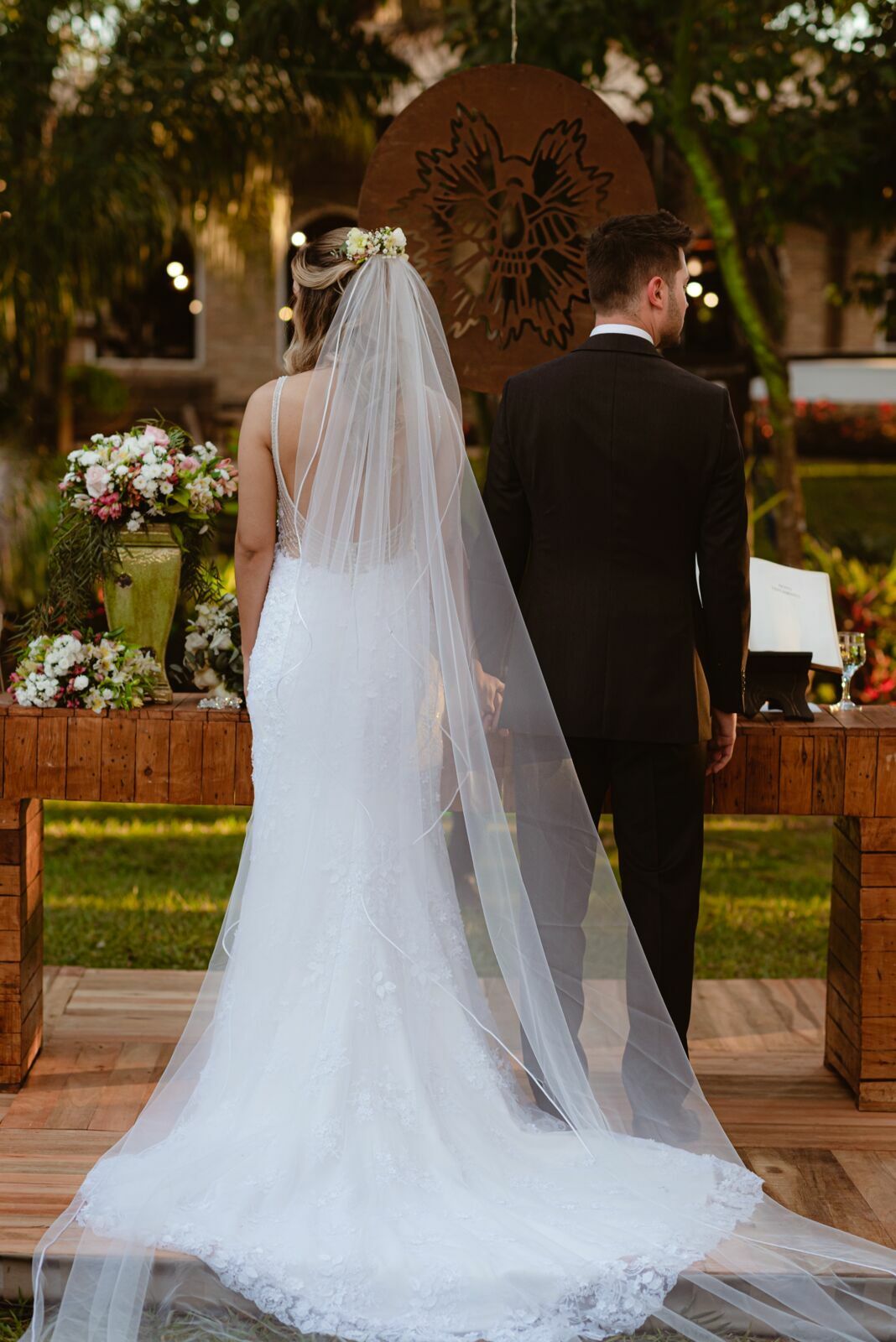 Foto Casamento Rústico em Fim de Tarde no Restaurante Brioso e Manhoso em Goiás - Ana e Pedro  - Imagem 32