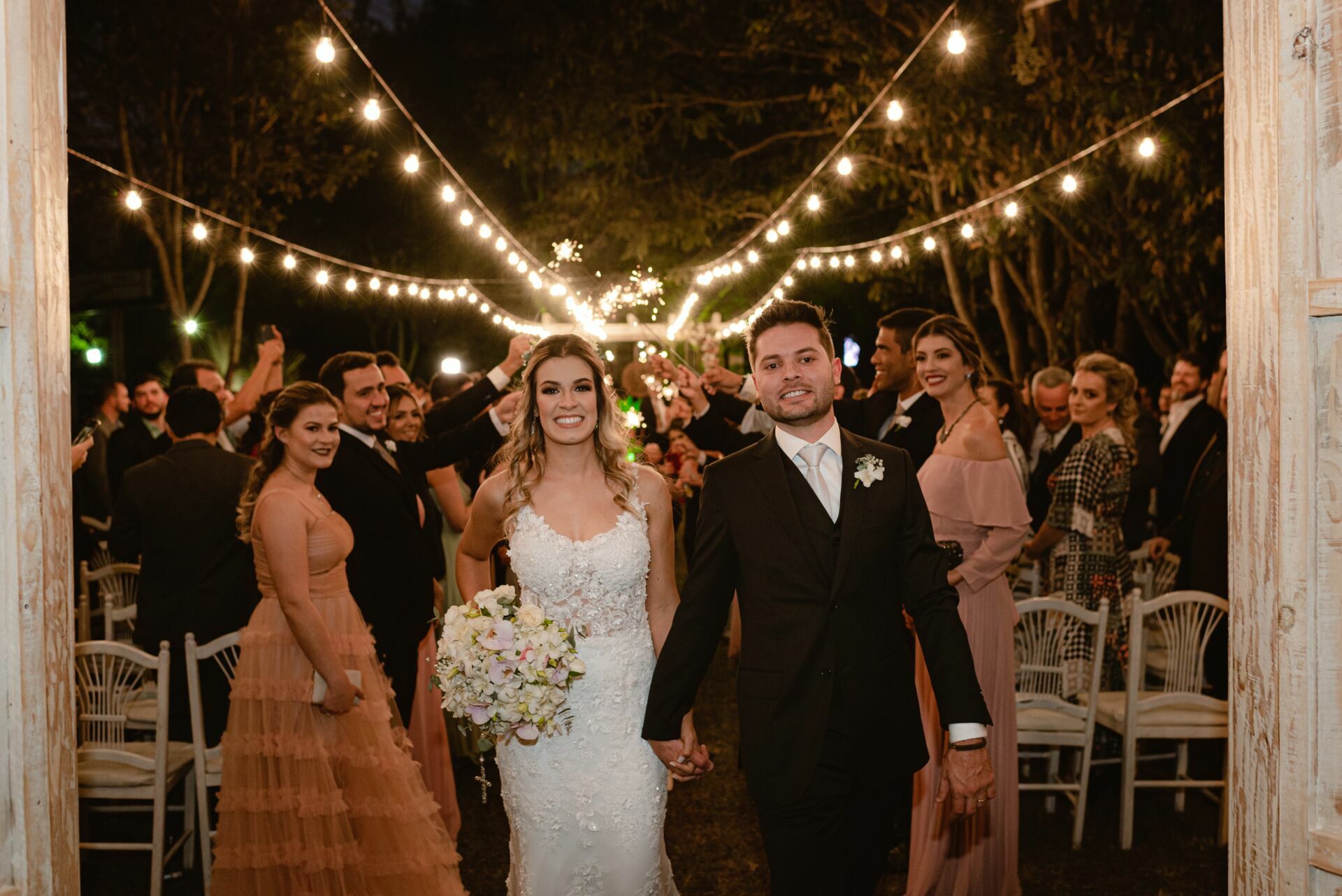 Foto Casamento Rústico em Fim de Tarde no Restaurante Brioso e Manhoso em Goiás - Ana e Pedro  - Imagem 51