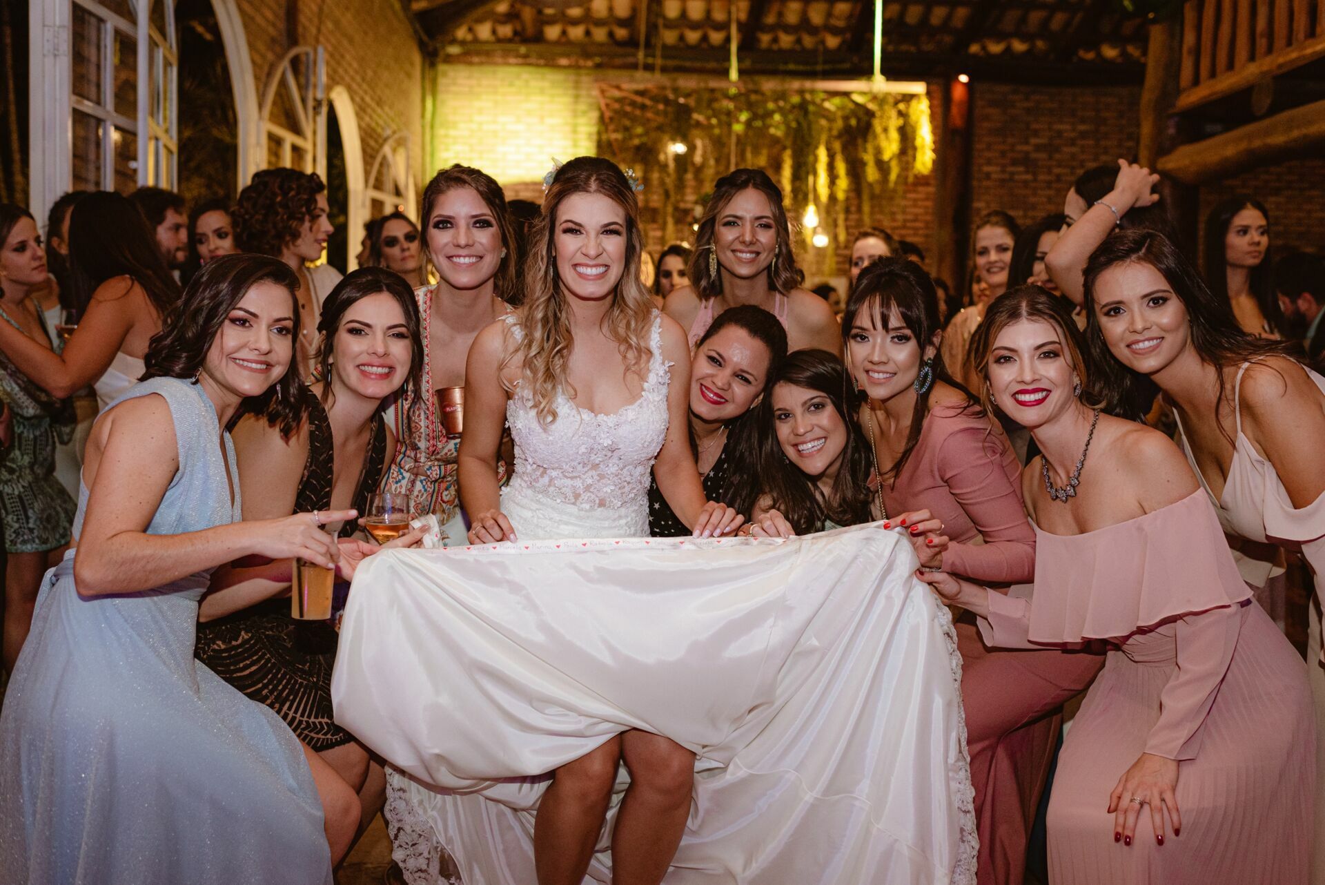 Foto Casamento Rústico em Fim de Tarde no Restaurante Brioso e Manhoso em Goiás - Ana e Pedro  - Imagem 68