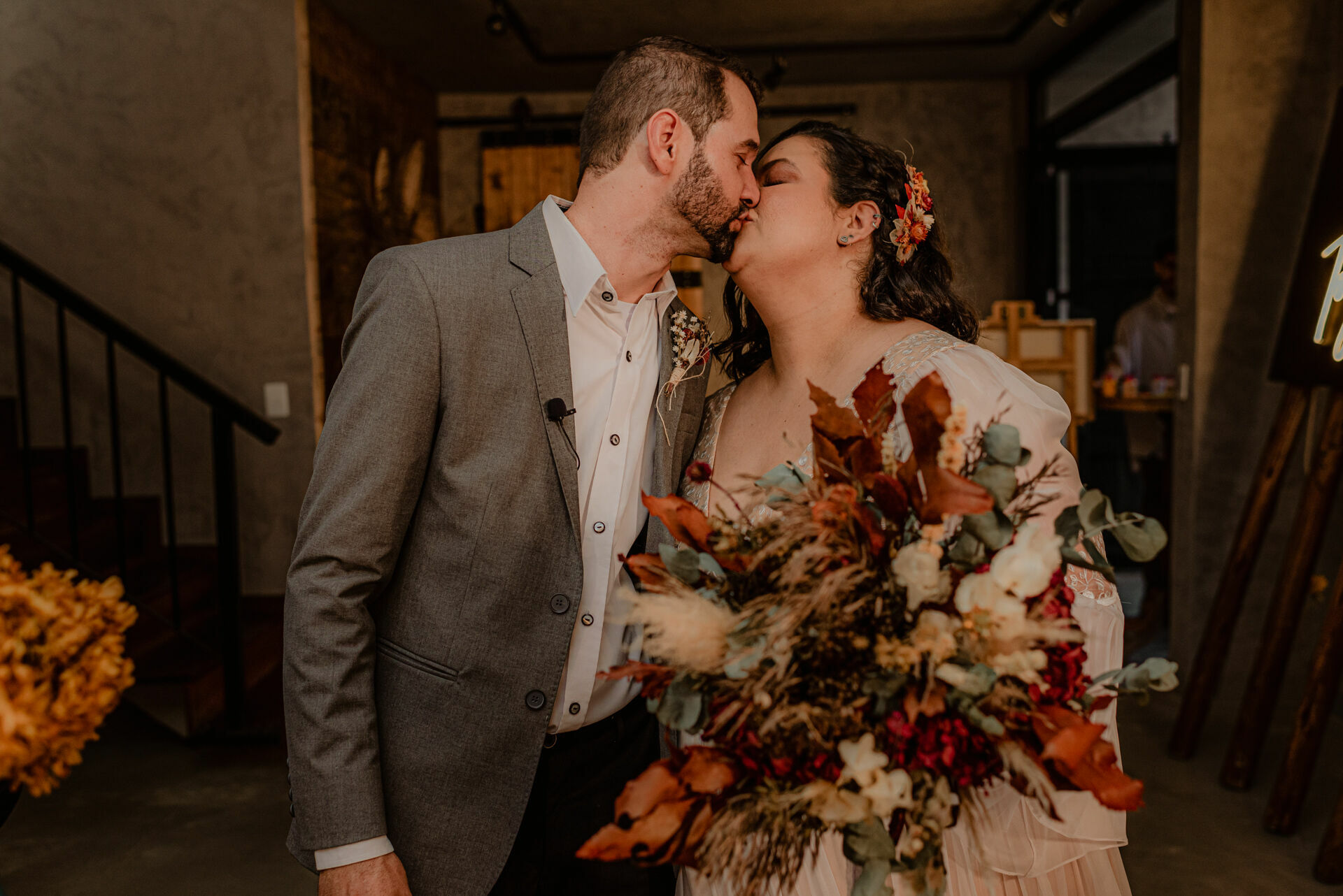 Foto Mine Wedding Industrial no estiloso Espaço RevoLoft 119 - Nay e Paulo - Imagem 121