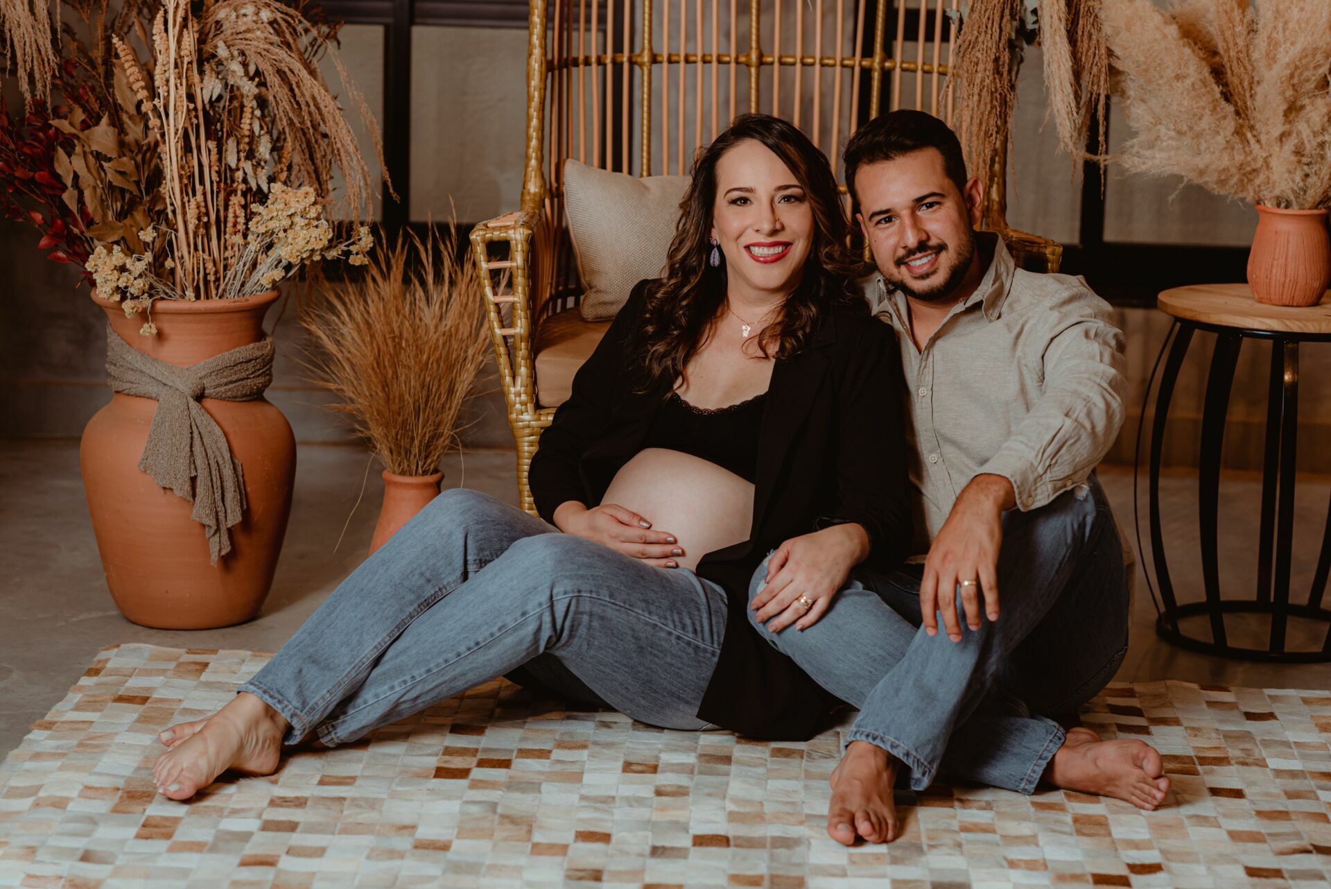 Foto Ensaio Fotográfico de Grávida estiloso no STudio RevoLoft - Larissa e Nathan à espera de Luisa - Imagem 5