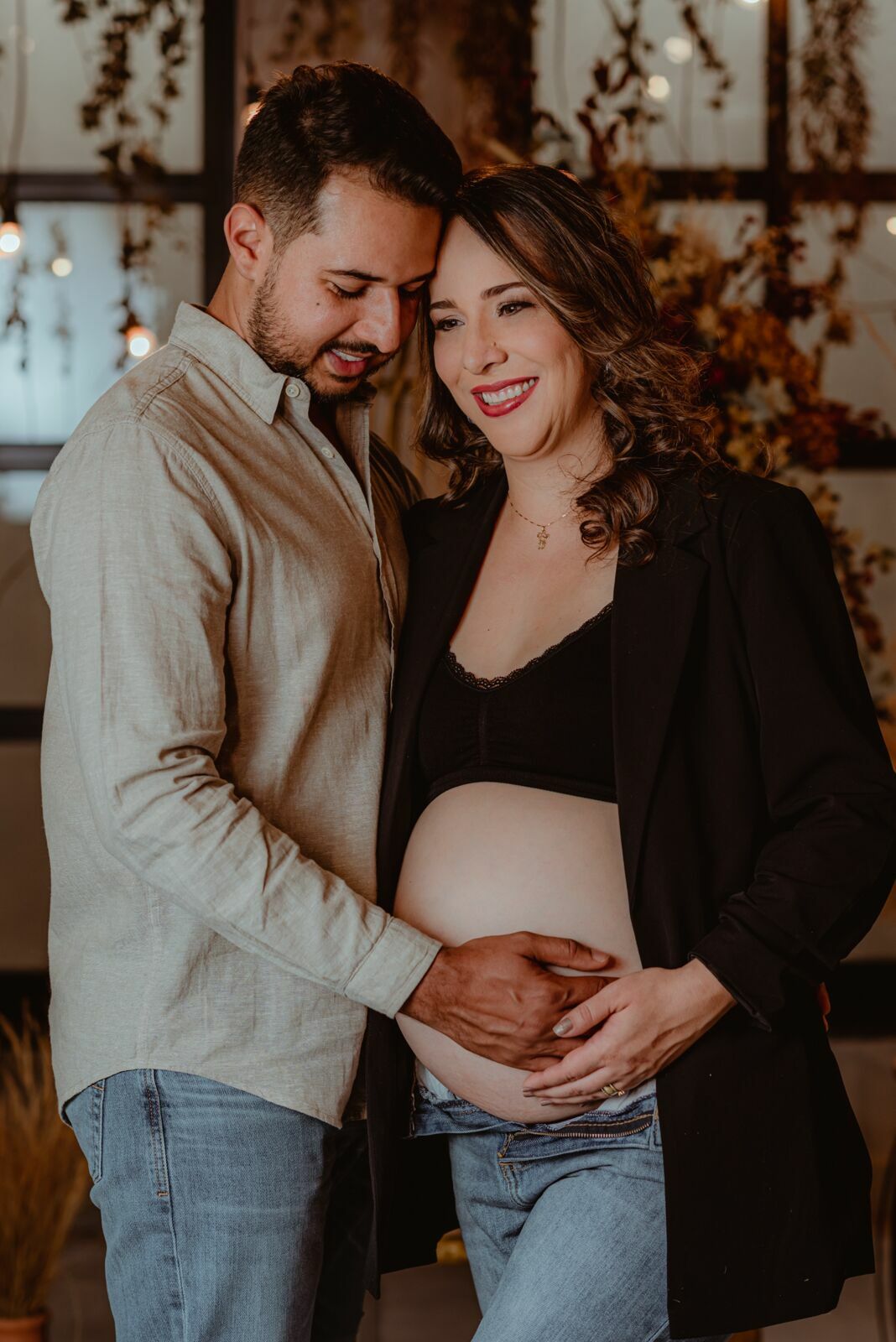 Foto Ensaio Fotográfico de Grávida estiloso no STudio RevoLoft - Larissa e Nathan à espera de Luisa - Imagem 11