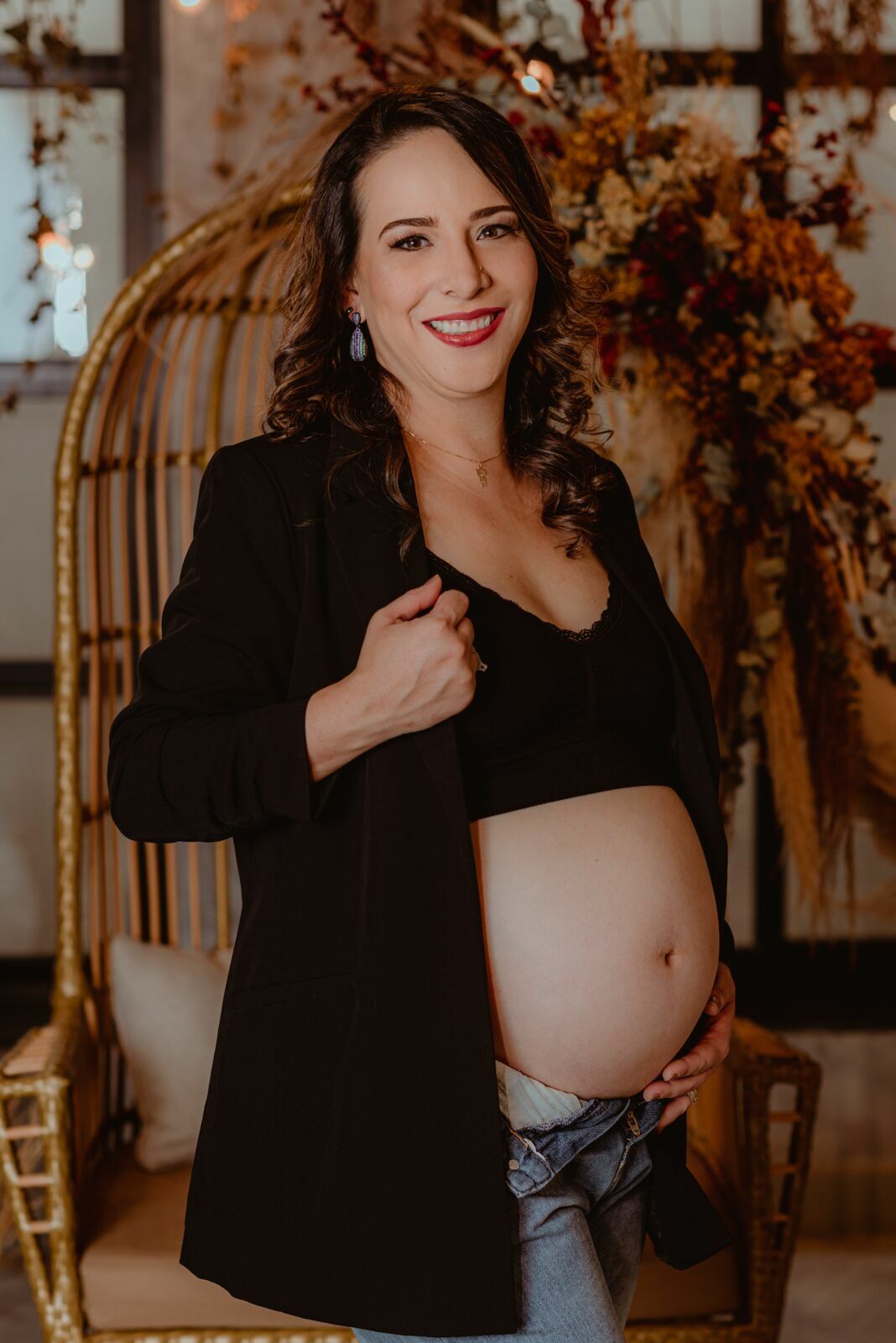 Foto Ensaio Fotográfico de Grávida estiloso no STudio RevoLoft - Larissa e Nathan à espera de Luisa - Imagem 1