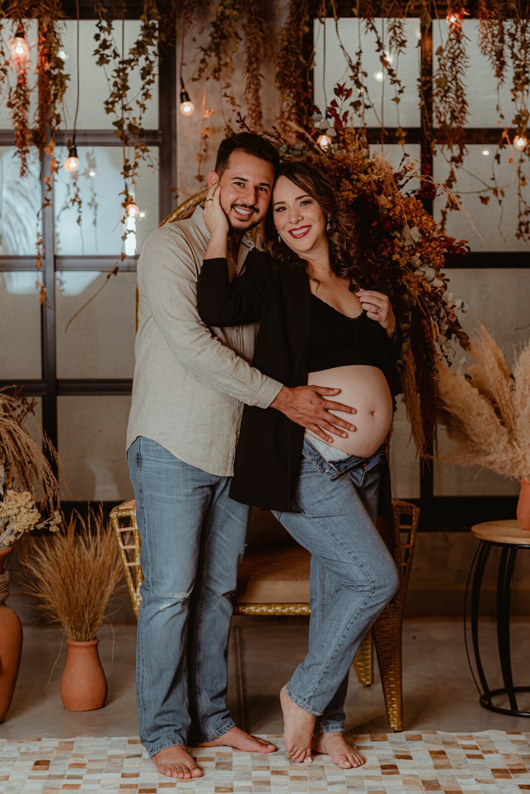 Foto Ensaio Fotográfico de Grávida estiloso no STudio RevoLoft - Larissa e Nathan à espera de Luisa - Imagem 0