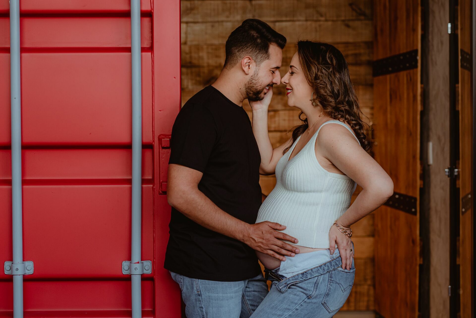 Foto Ensaio Fotográfico de Grávida estiloso no STudio RevoLoft - Larissa e Nathan à espera de Luisa - Imagem 18