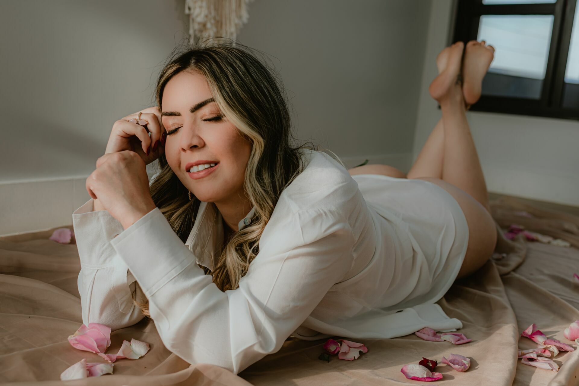 Foto Waleska Ensaio feminino de Aniversário - Studio Revoloft - Imagem 20