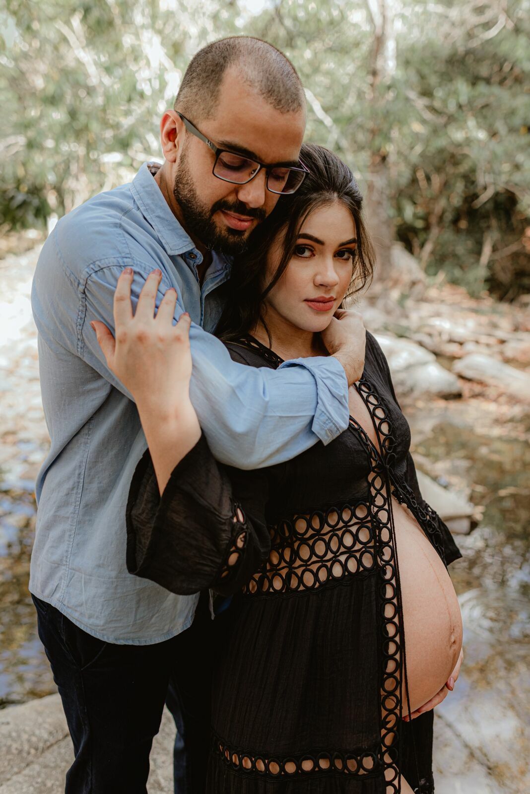 Foto Ensaio Fotográfico de gestante na Cachoeira Usina Velha em Pirenópolis de Goiás - Imagem 4