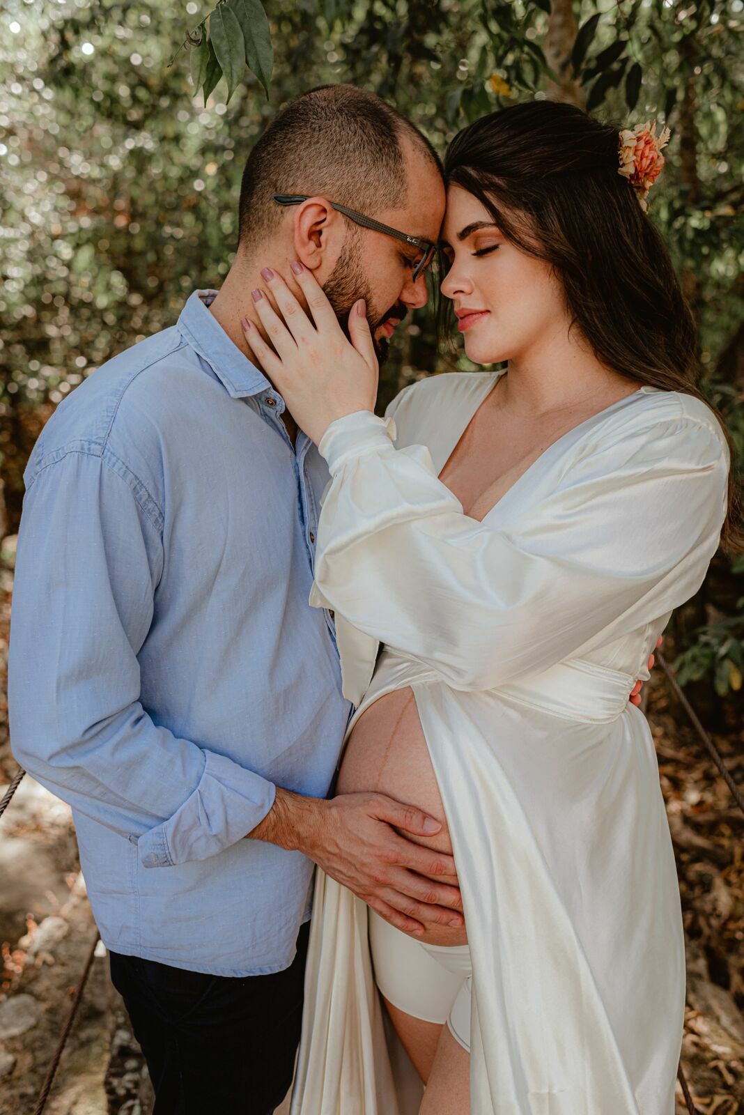 Foto Ensaio Fotográfico de gestante na Cachoeira Usina Velha em Pirenópolis de Goiás - Imagem 7