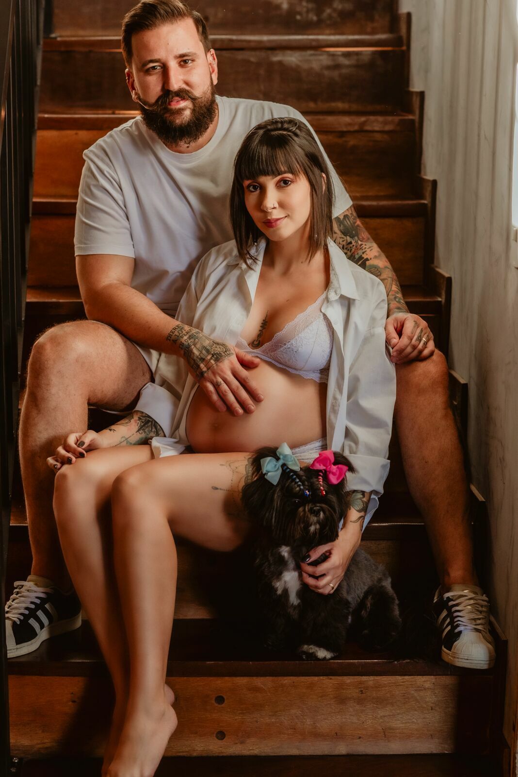 Foto Sessão Fotográfica de gestante no Estúdio Revoloft em Anápolis Go - Karine, Raphael e Otília à espera de Clara ou Caetano Foto Sessão Fotográfica de gestante no Estúdio Revoloft em Anápolis Go - Karine, Raphael e Otília à espera de Clara ou Caetano - Imagem 26