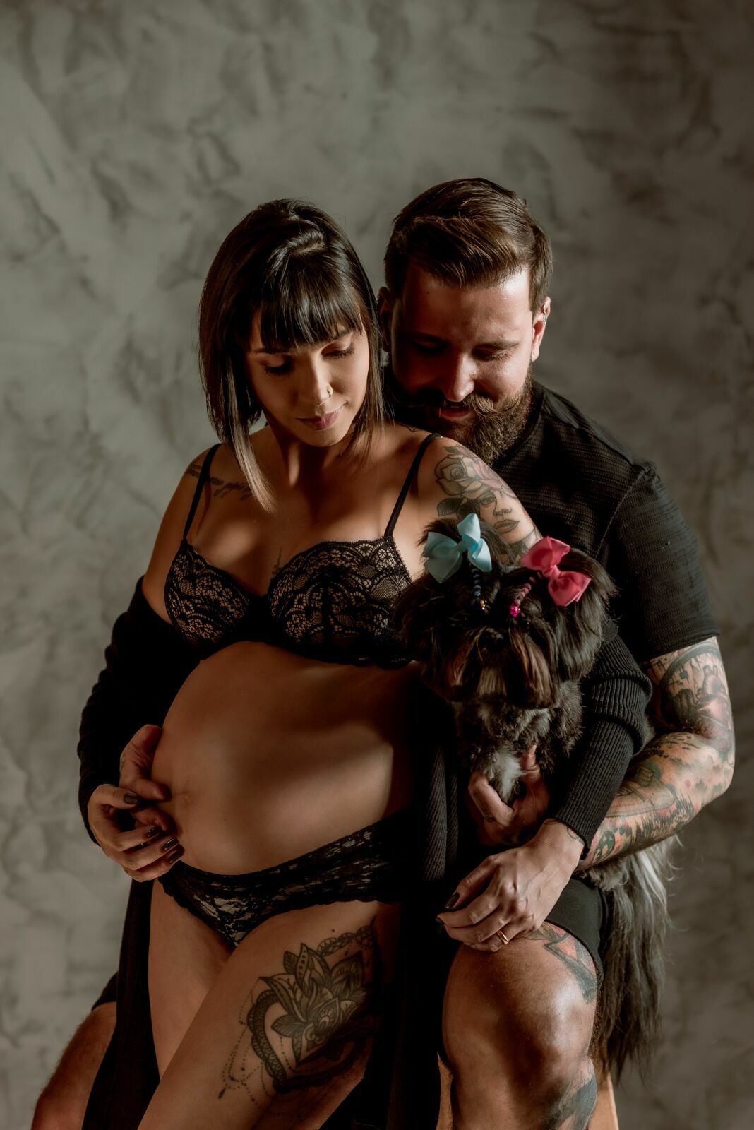 Foto Sessão Fotográfica de gestante no Estúdio Revoloft em Anápolis Go - Karine, Raphael e Otília à espera de Clara ou Caetano Foto Sessão Fotográfica de gestante no Estúdio Revoloft em Anápolis Go - Karine, Raphael e Otília à espera de Clara ou Caetano - Imagem 21