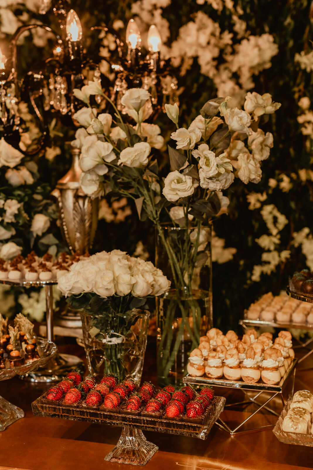 Foto Um casamento recheado de emoção e verdade - Flaviane e Ananias Foto Um casamento recheado de emoção e verdade - Flaviane e Ananias - Imagem 30
