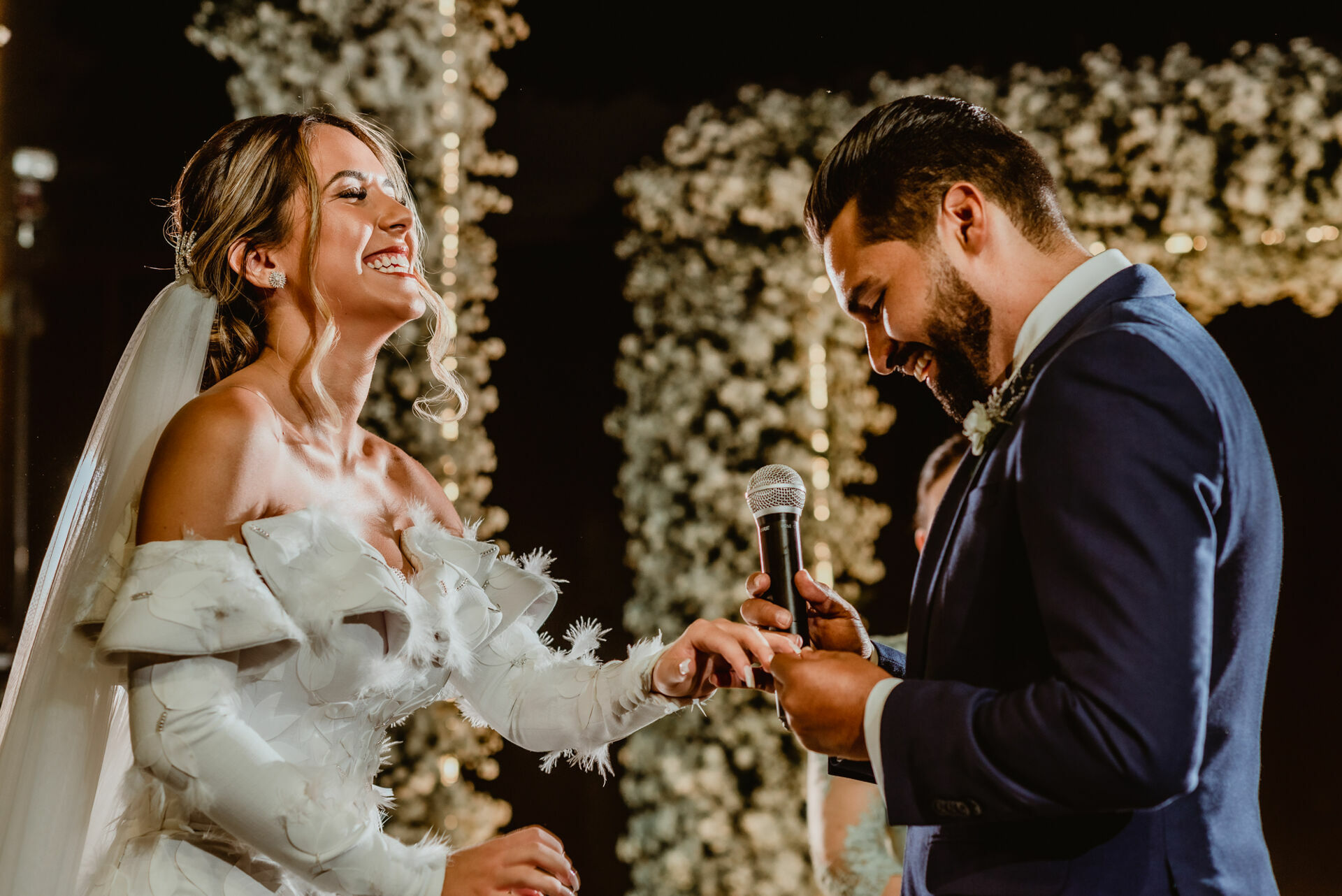 Foto Um casamento recheado de emoção e verdade - Flaviane e Ananias Foto Um casamento recheado de emoção e verdade - Flaviane e Ananias - Imagem 124