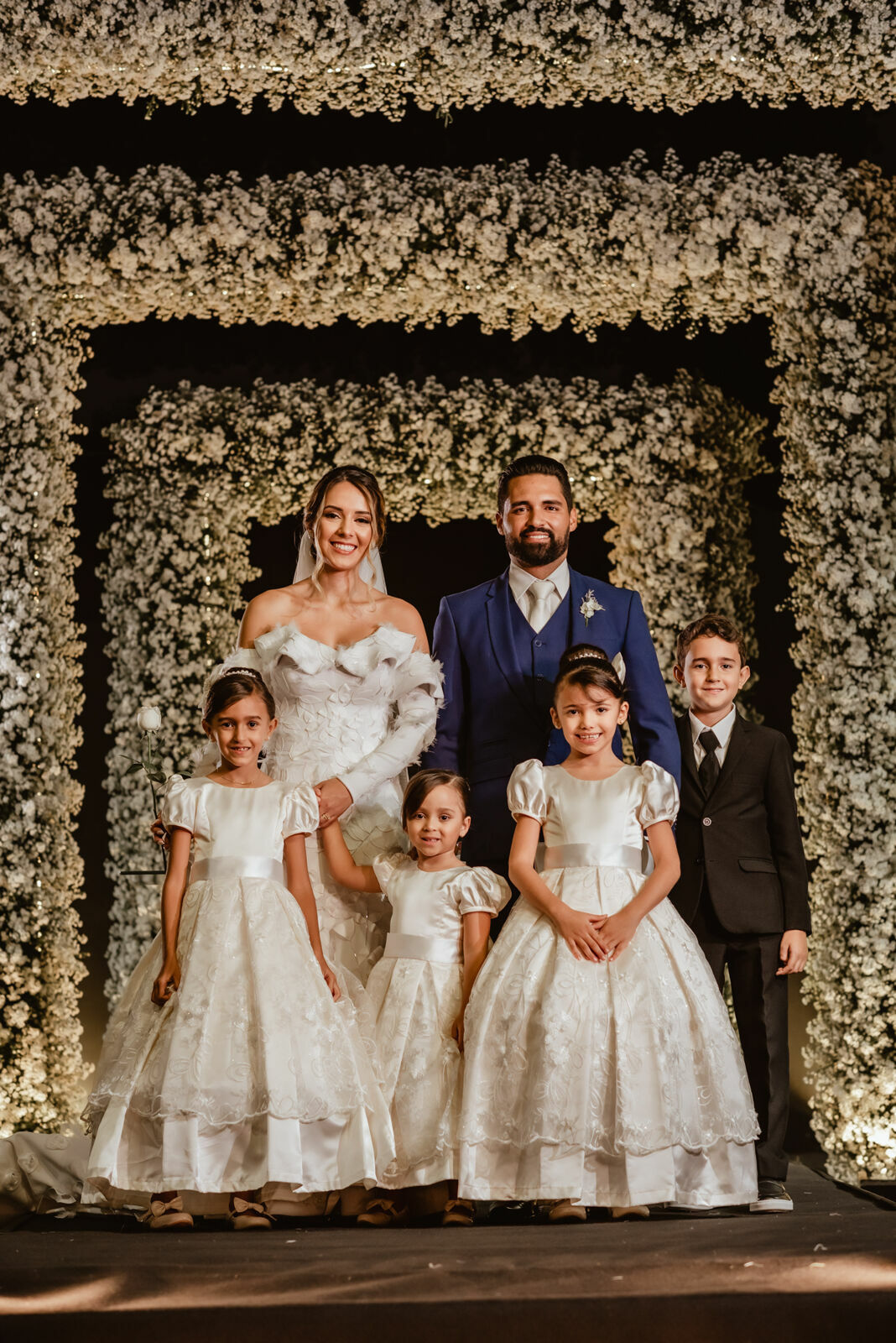 Foto Um casamento recheado de emoção e verdade - Flaviane e Ananias Foto Um casamento recheado de emoção e verdade - Flaviane e Ananias - Imagem 151