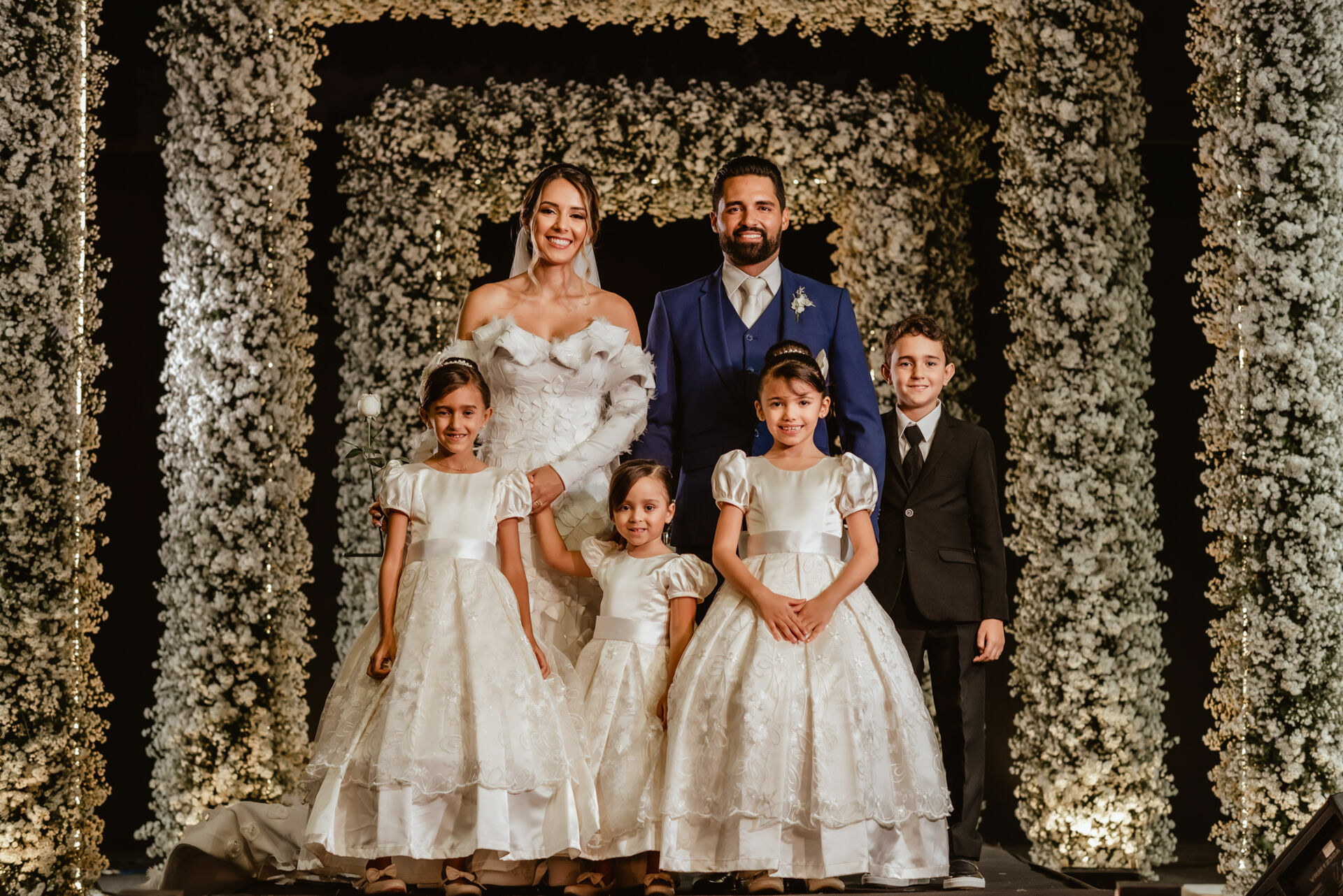 Foto Um casamento recheado de emoção e verdade - Flaviane e Ananias Foto Um casamento recheado de emoção e verdade - Flaviane e Ananias - Imagem 150