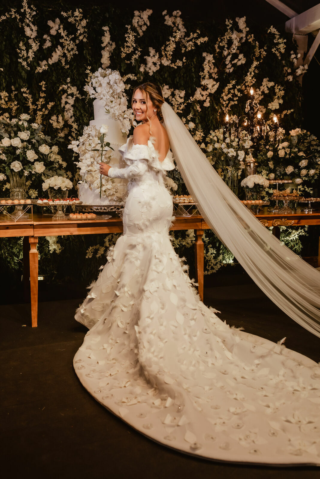 Foto Um casamento recheado de emoção e verdade - Flaviane e Ananias Foto Um casamento recheado de emoção e verdade - Flaviane e Ananias - Imagem 197