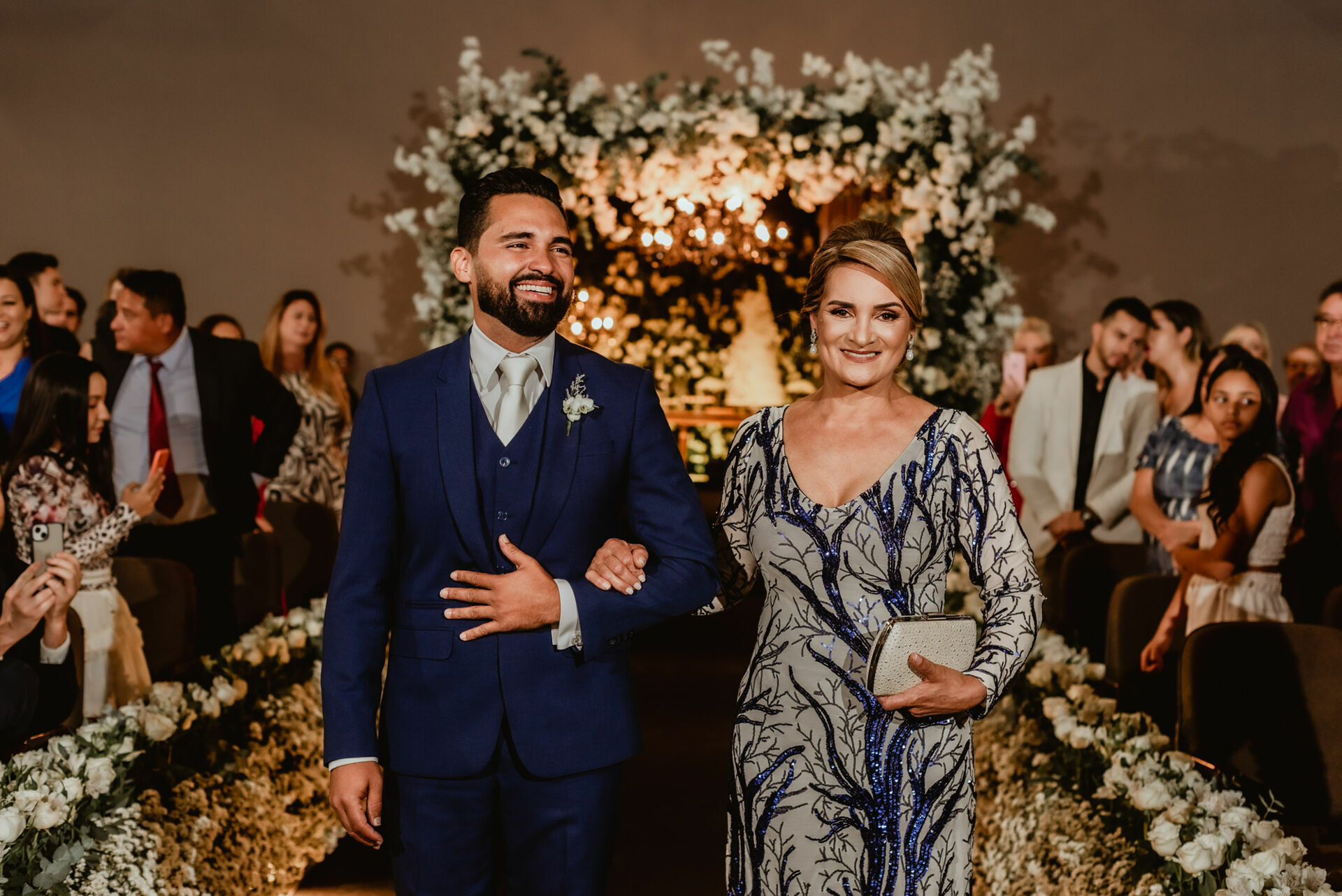 Foto Um casamento recheado de emoção e verdade - Flaviane e Ananias Foto Um casamento recheado de emoção e verdade - Flaviane e Ananias - Imagem 70