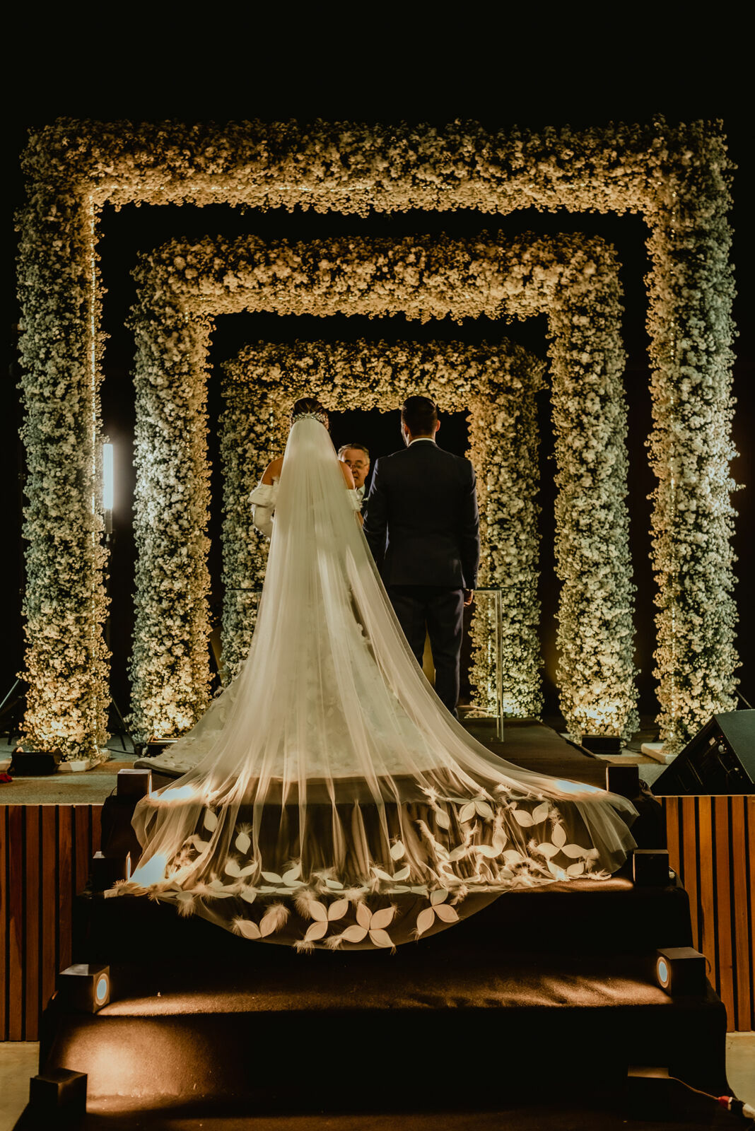 Foto Um casamento recheado de emoção e verdade - Flaviane e Ananias Foto Um casamento recheado de emoção e verdade - Flaviane e Ananias - Imagem 109