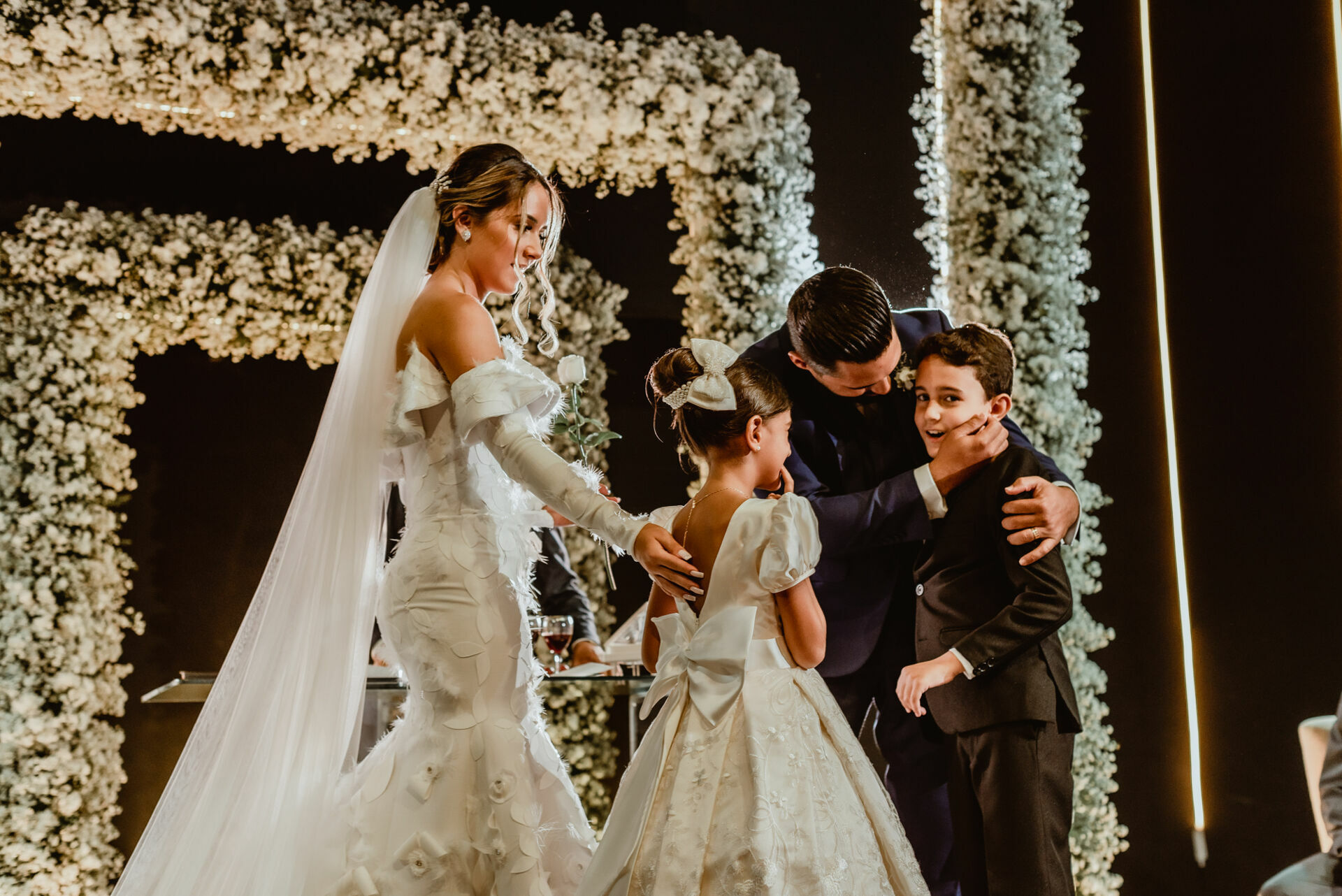 Foto Um casamento recheado de emoção e verdade - Flaviane e Ananias Foto Um casamento recheado de emoção e verdade - Flaviane e Ananias - Imagem 139