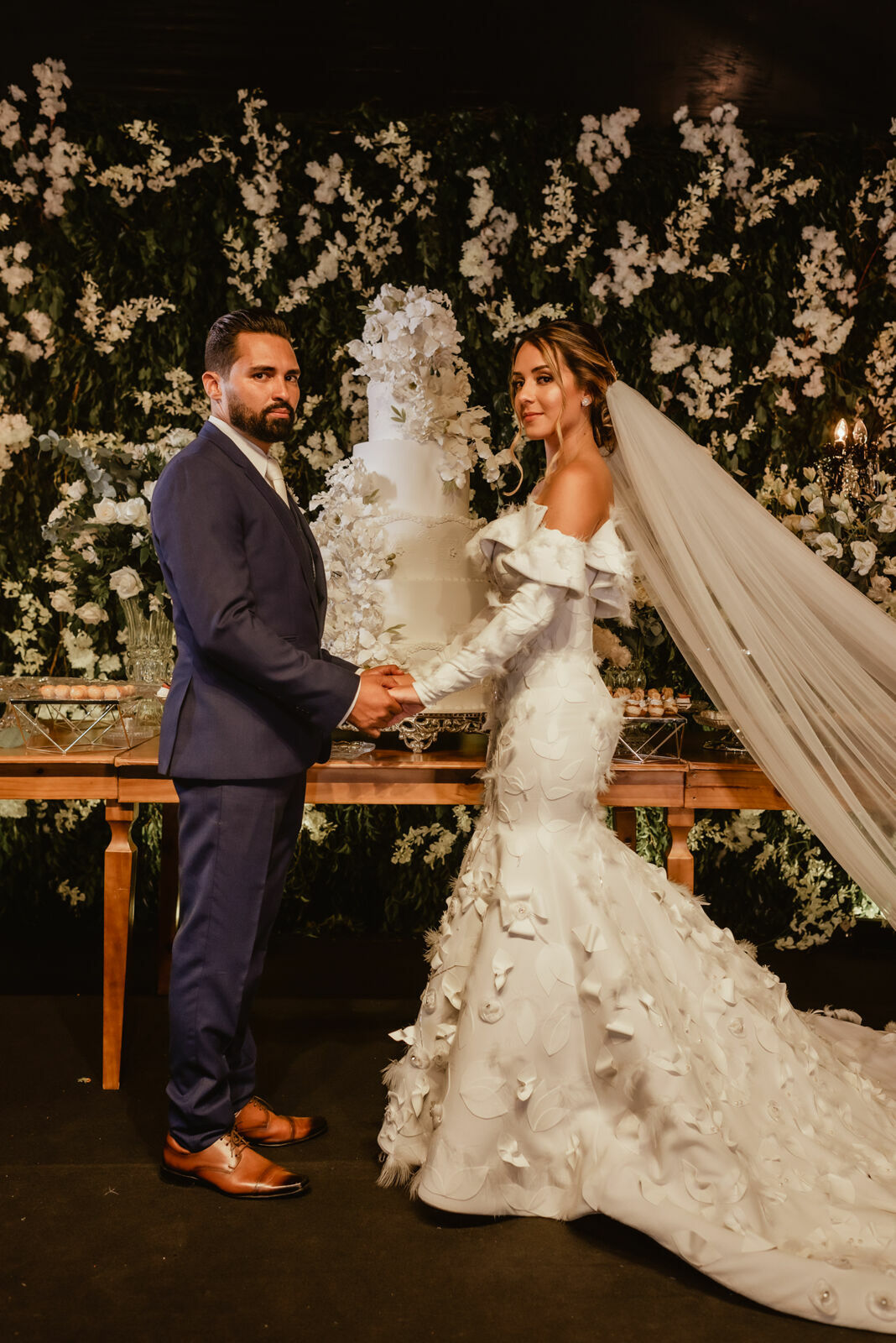 Foto Um casamento recheado de emoção e verdade - Flaviane e Ananias Foto Um casamento recheado de emoção e verdade - Flaviane e Ananias - Imagem 195