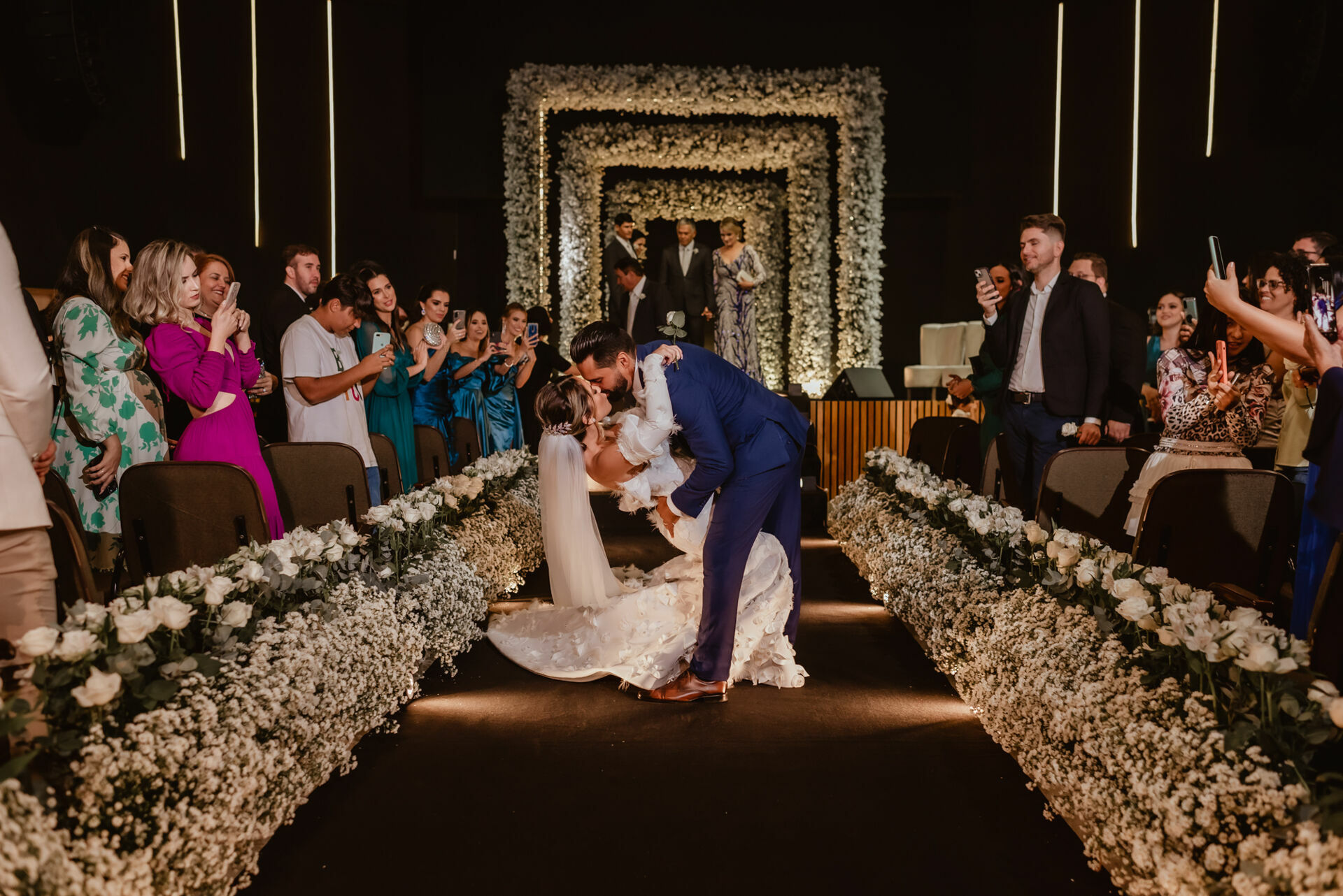 Foto Um casamento recheado de emoção e verdade - Flaviane e Ananias Foto Um casamento recheado de emoção e verdade - Flaviane e Ananias - Imagem 155