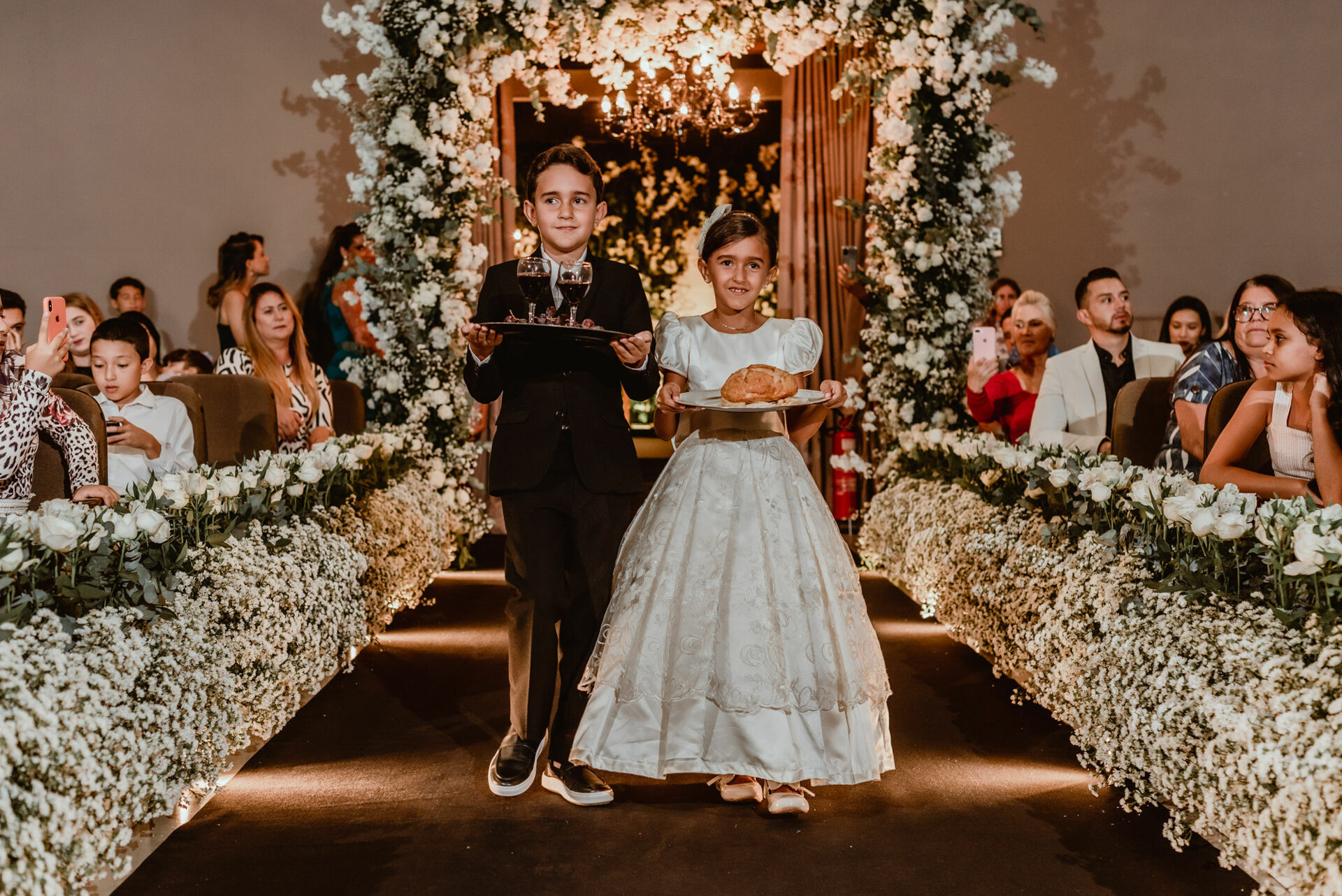 Foto Um casamento recheado de emoção e verdade - Flaviane e Ananias Foto Um casamento recheado de emoção e verdade - Flaviane e Ananias - Imagem 138