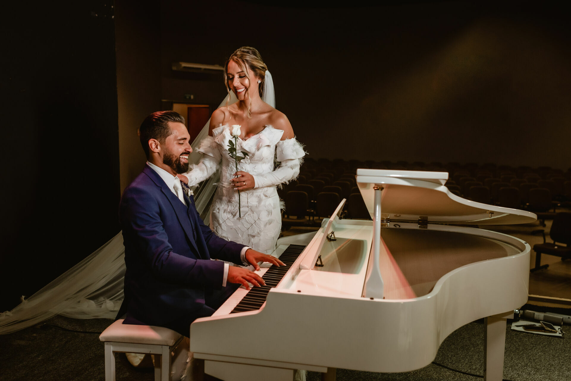 Foto Um casamento recheado de emoção e verdade - Flaviane e Ananias Foto Um casamento recheado de emoção e verdade - Flaviane e Ananias - Imagem 172