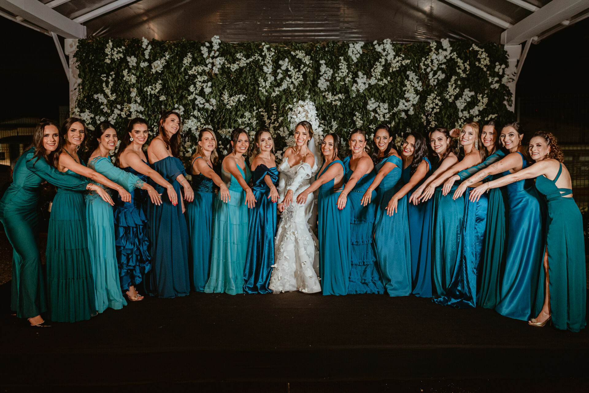 Foto Um casamento recheado de emoção e verdade - Flaviane e Ananias Foto Um casamento recheado de emoção e verdade - Flaviane e Ananias - Imagem 166