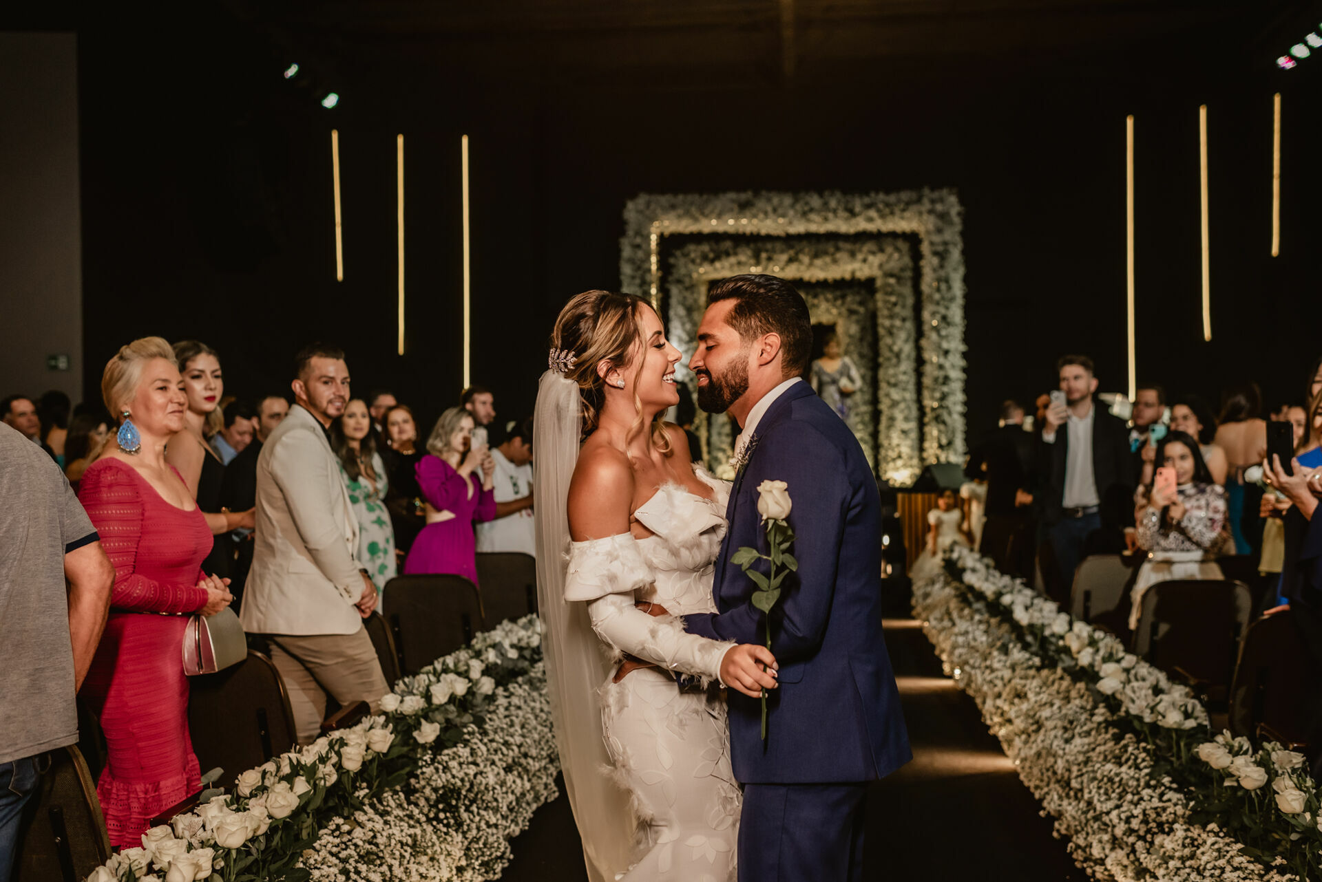 Foto Um casamento recheado de emoção e verdade - Flaviane e Ananias Foto Um casamento recheado de emoção e verdade - Flaviane e Ananias - Imagem 158