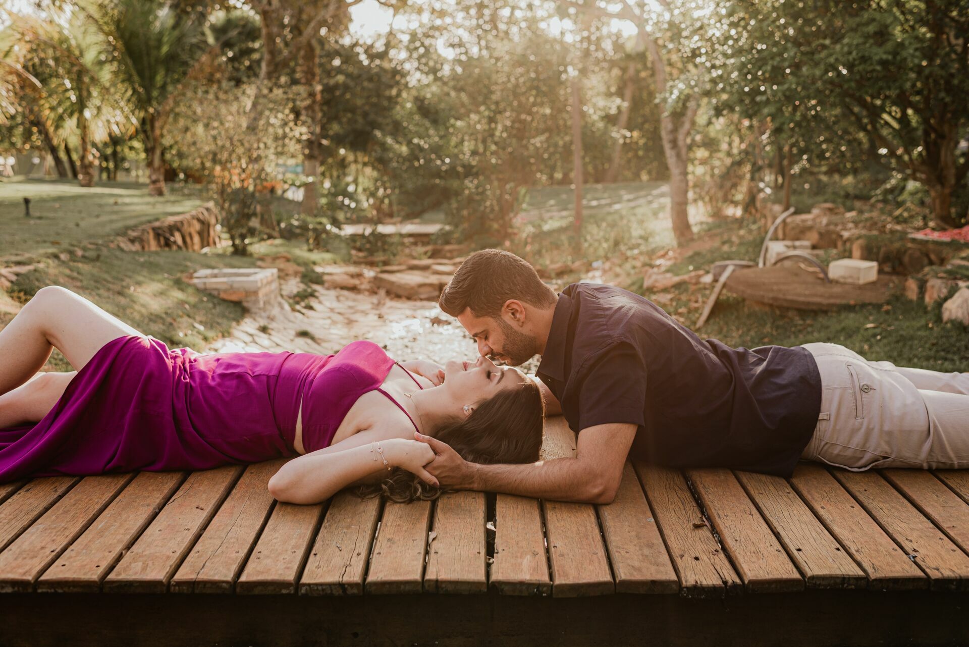 Foto Pré-wedding com um Pôr do sol incrível no Rancho Cabral em Teresópolis de Goiás - Isadora e Davi - Imagem 5