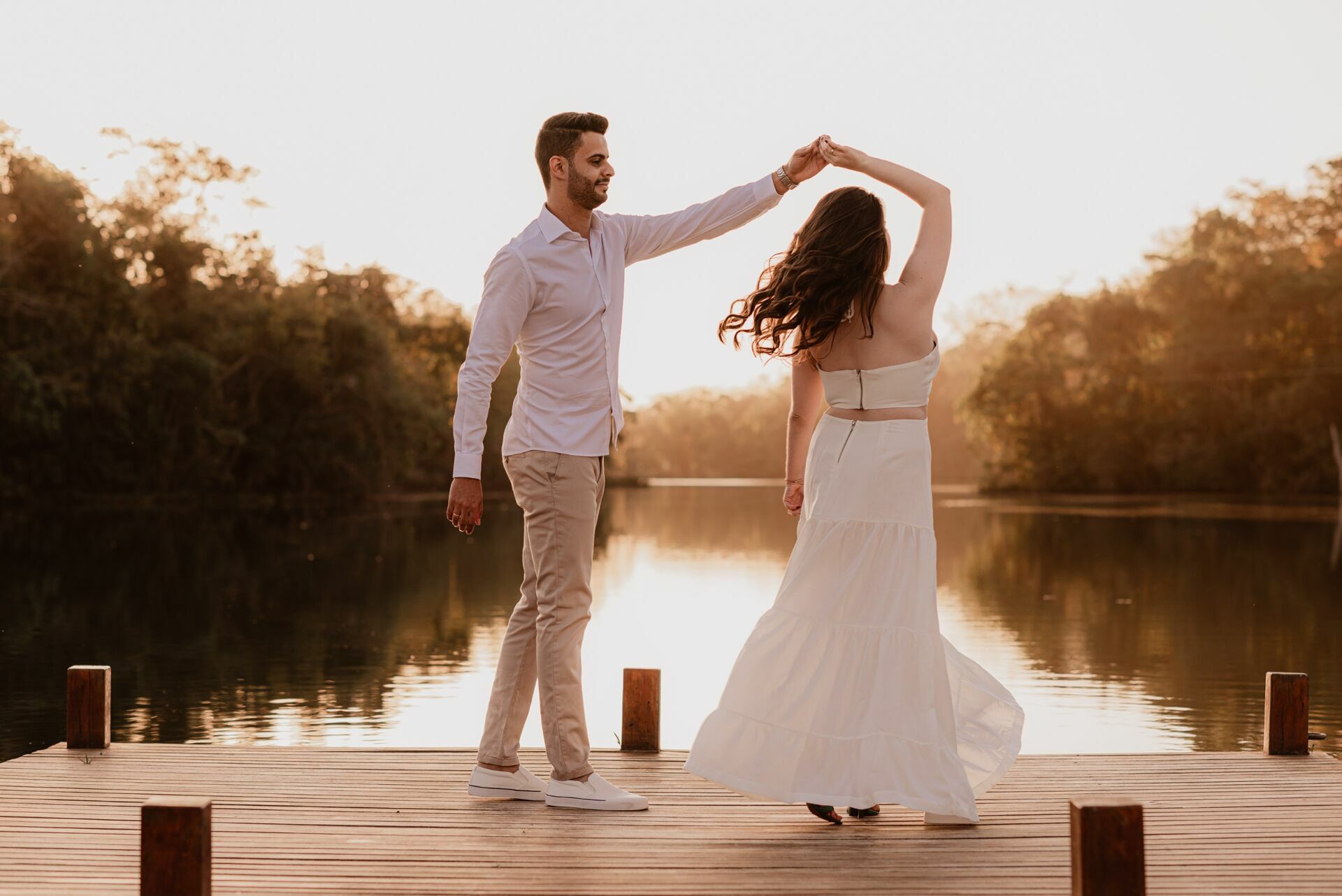 Foto Pré-wedding com um Pôr do sol incrível no Rancho Cabral em Teresópolis de Goiás - Isadora e Davi - Imagem 23