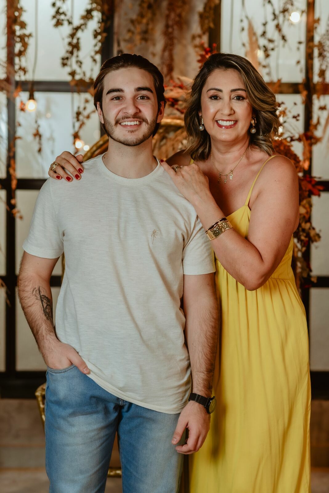 Foto Ensaio Fotográfico de família no Estúdio Revoloft em Anápolis Go - Silvianete e família Foto Ensaio Fotográfico de família no Estúdio Revoloft em Anápolis Go - Silvianete e família - Imagem 19