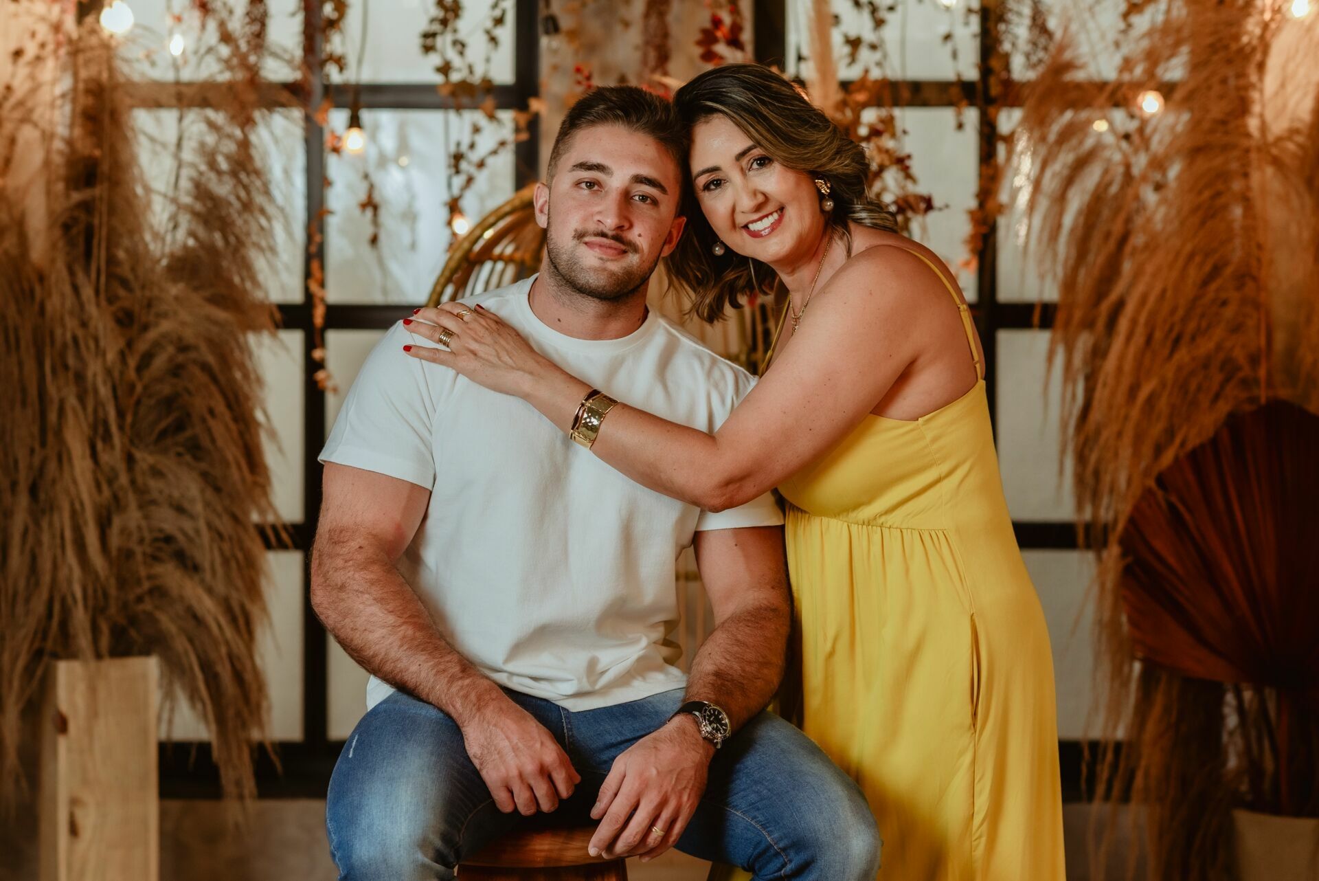 Foto Ensaio Fotográfico de família no Estúdio Revoloft em Anápolis Go - Silvianete e família Foto Ensaio Fotográfico de família no Estúdio Revoloft em Anápolis Go - Silvianete e família - Imagem 12