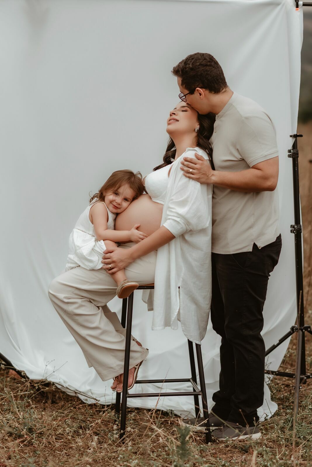 Foto Que tal levar o seu estúdio fotográfico para um local externo? Ensaio de gestante Maria, Marcus e Antonella à espera por Pedro Foto Que tal levar o seu estúdio fotográfico para um local externo? Ensaio de gestante Maria, Marcus e Antonella à espera por Pedro - Imagem 14