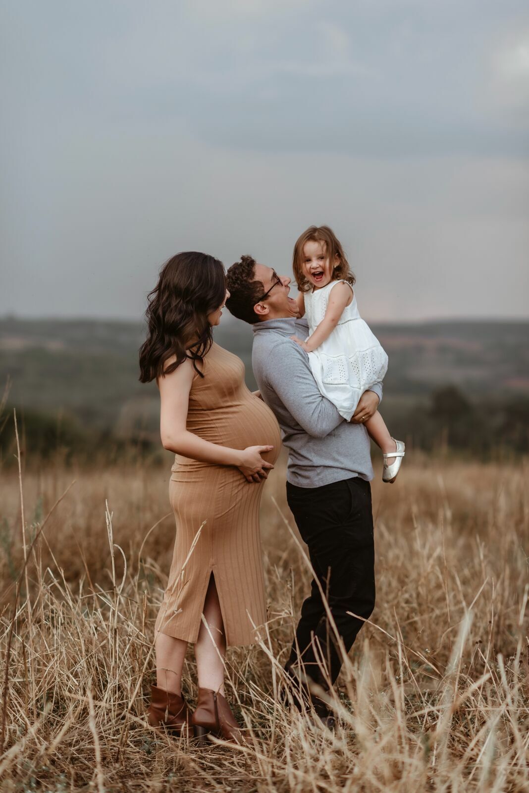 Foto Que tal levar o seu estúdio fotográfico para um local externo? Ensaio de gestante Maria, Marcus e Antonella à espera por Pedro Foto Que tal levar o seu estúdio fotográfico para um local externo? Ensaio de gestante Maria, Marcus e Antonella à espera por Pedro - Imagem 27
