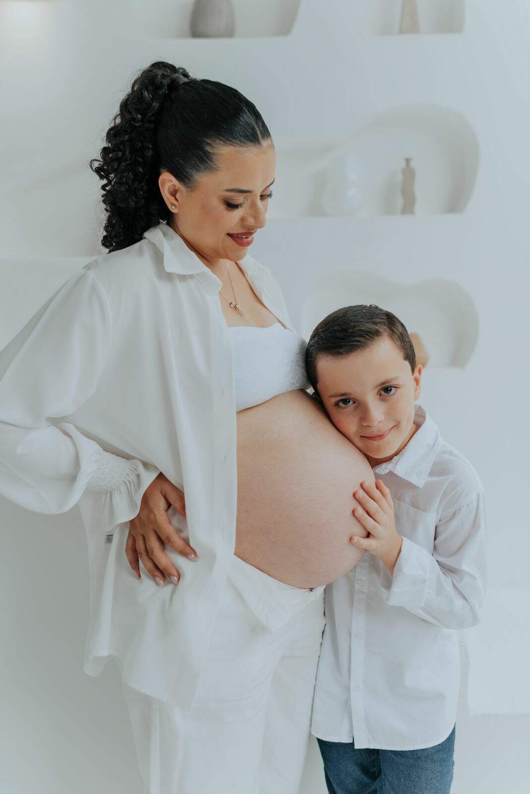 Foto Lays, Chico, Pedro e João a espera de Tiago - Sessão de gestante no Studio Revoloft em Anápolis - Imagem 12