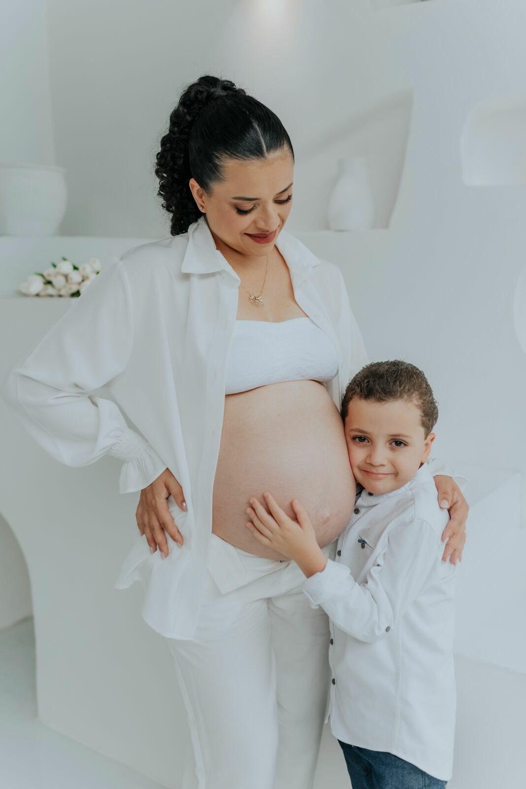 Foto Lays, Chico, Pedro e João a espera de Tiago - Sessão de gestante no Studio Revoloft em Anápolis - Imagem 9