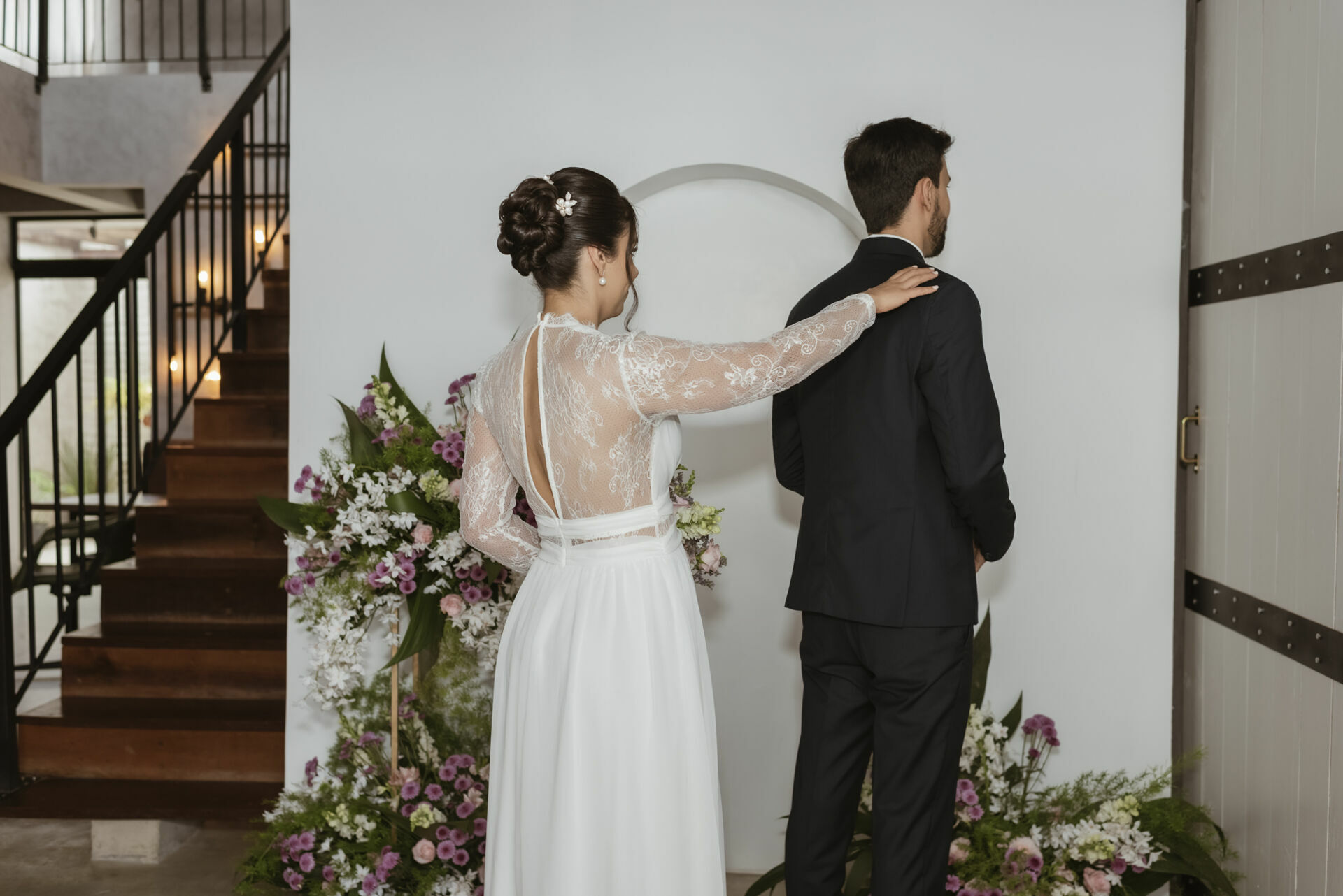 Foto Elopement Wedding ou Casamento a dois no Espaço RevoLoft em Anápolis Go - Cássia e Sidney - Imagem 33