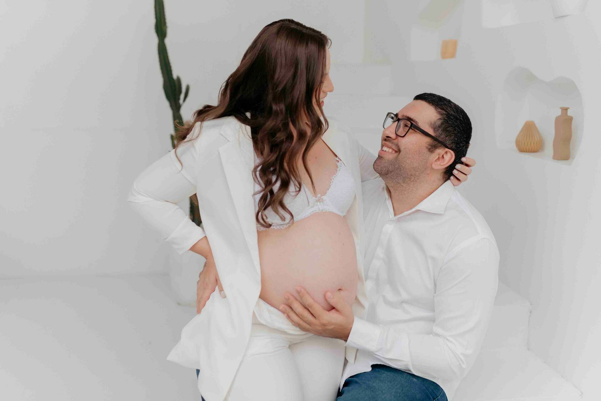 Foto Karol Ensaio gestante Studio LOFT em Anápolis - Imagem 13