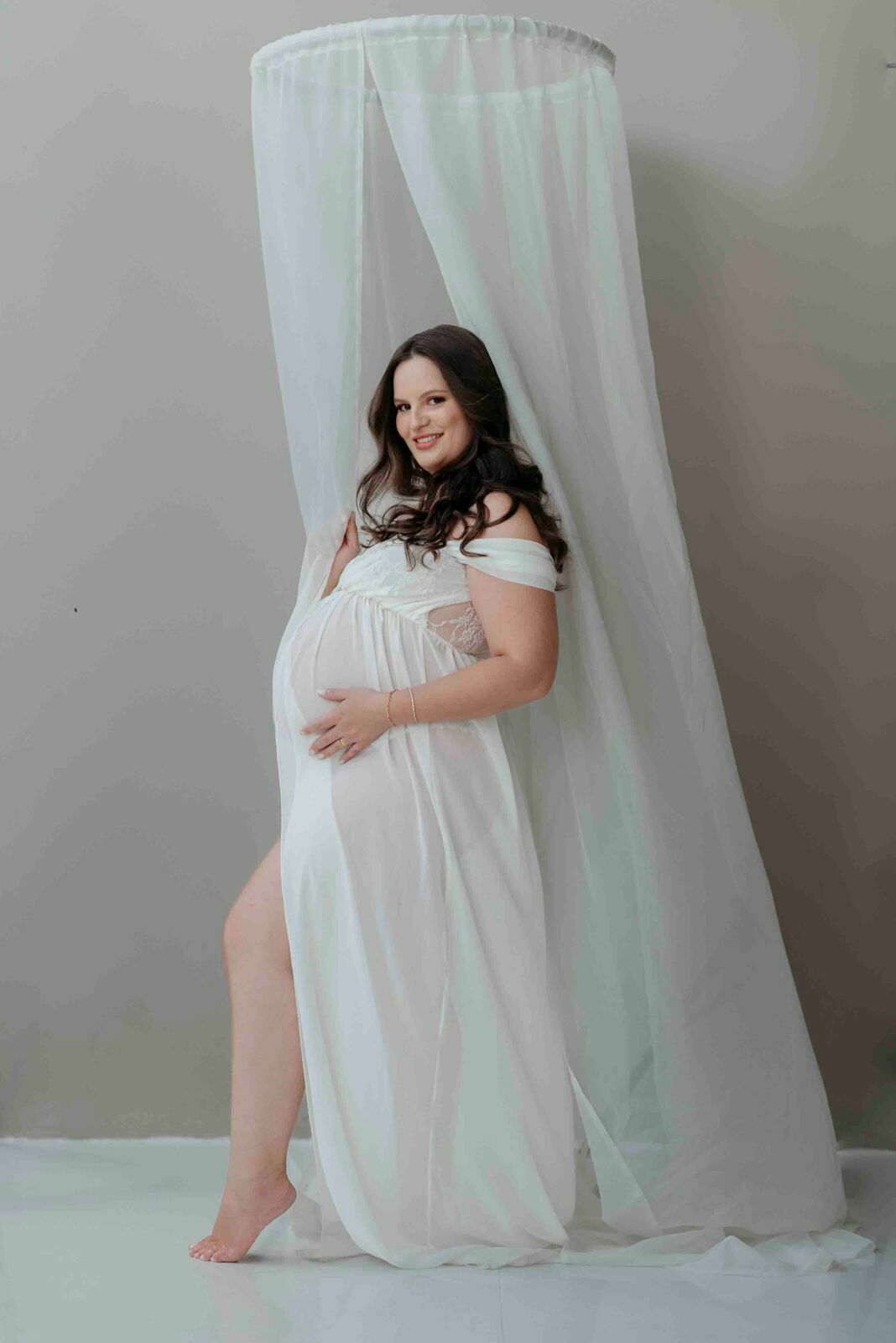 Foto Karol Ensaio gestante Studio LOFT em Anápolis - Imagem 23