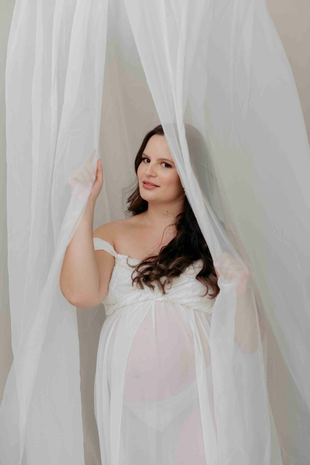 Foto Karol Ensaio gestante Studio LOFT em Anápolis - Imagem 21