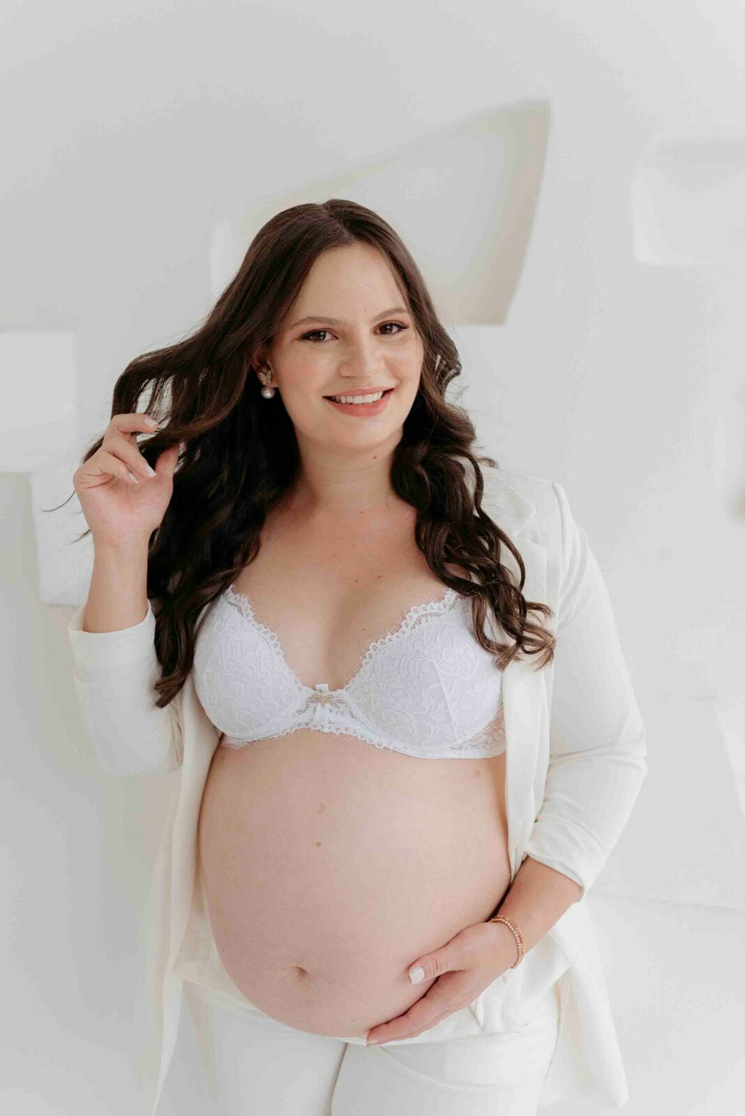 Foto Karol Ensaio gestante Studio LOFT em Anápolis - Imagem 1