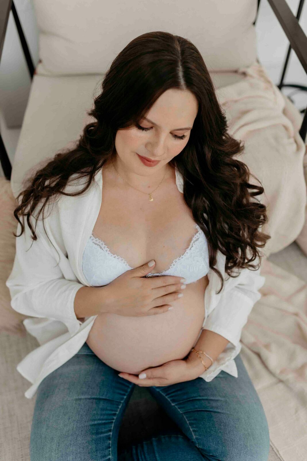 Foto Karol Ensaio gestante Studio LOFT em Anápolis - Imagem 26