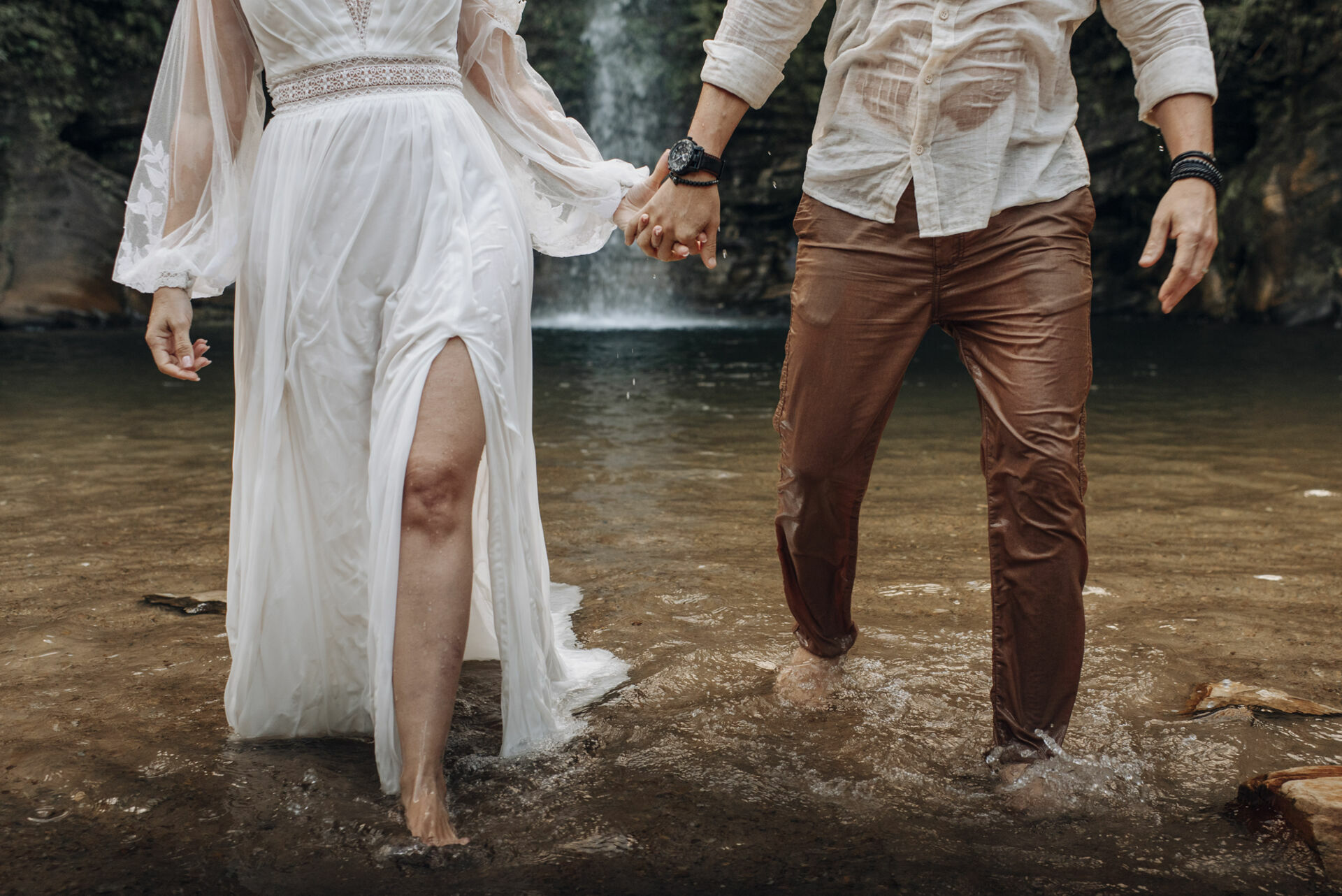 Foto Casamento Intimista em Pirenópolis Go - Cachoeira do Abade - Camila e Adriano - Imagem 147