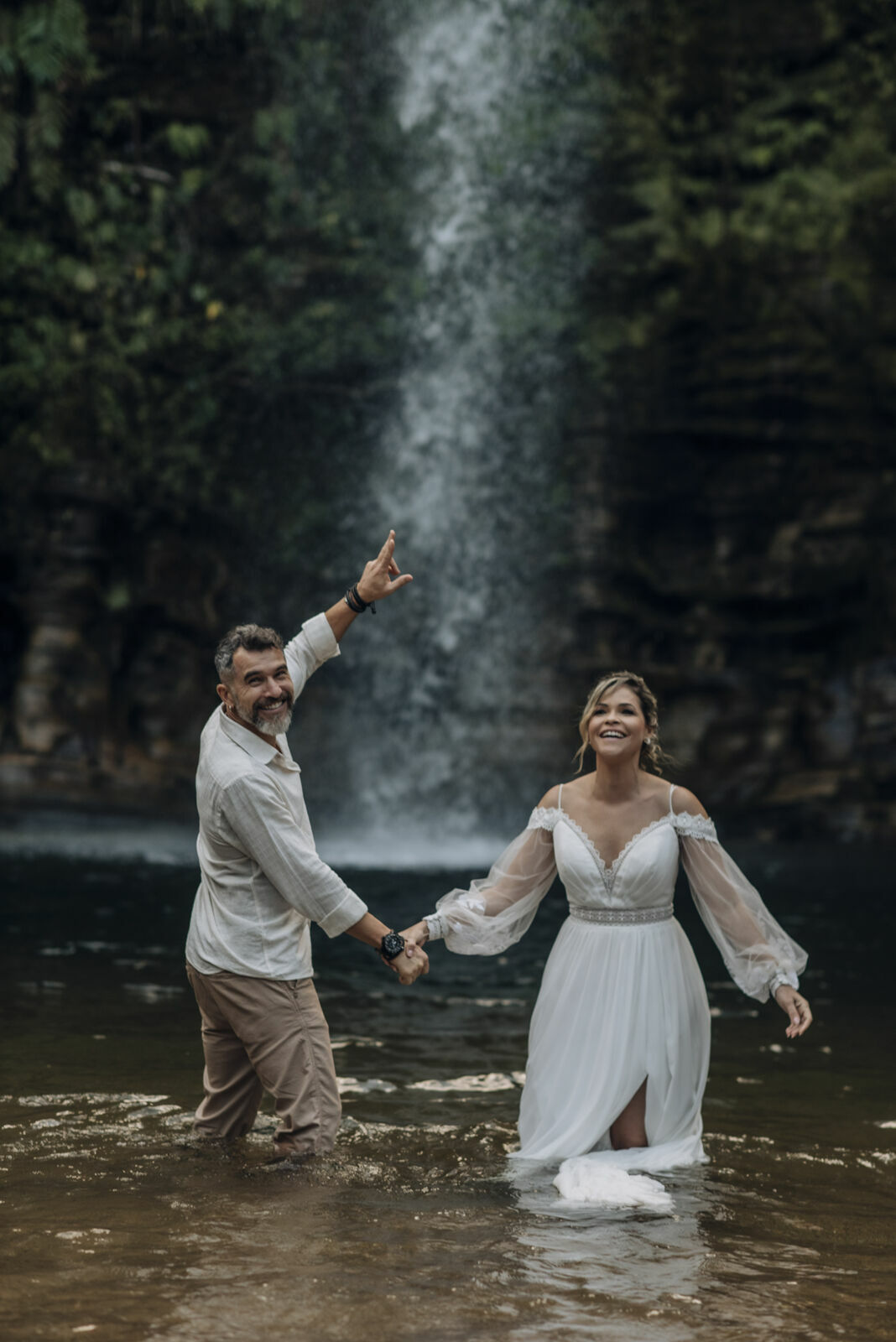 Foto Casamento Intimista em Pirenópolis Go - Cachoeira do Abade - Camila e Adriano - Imagem 121