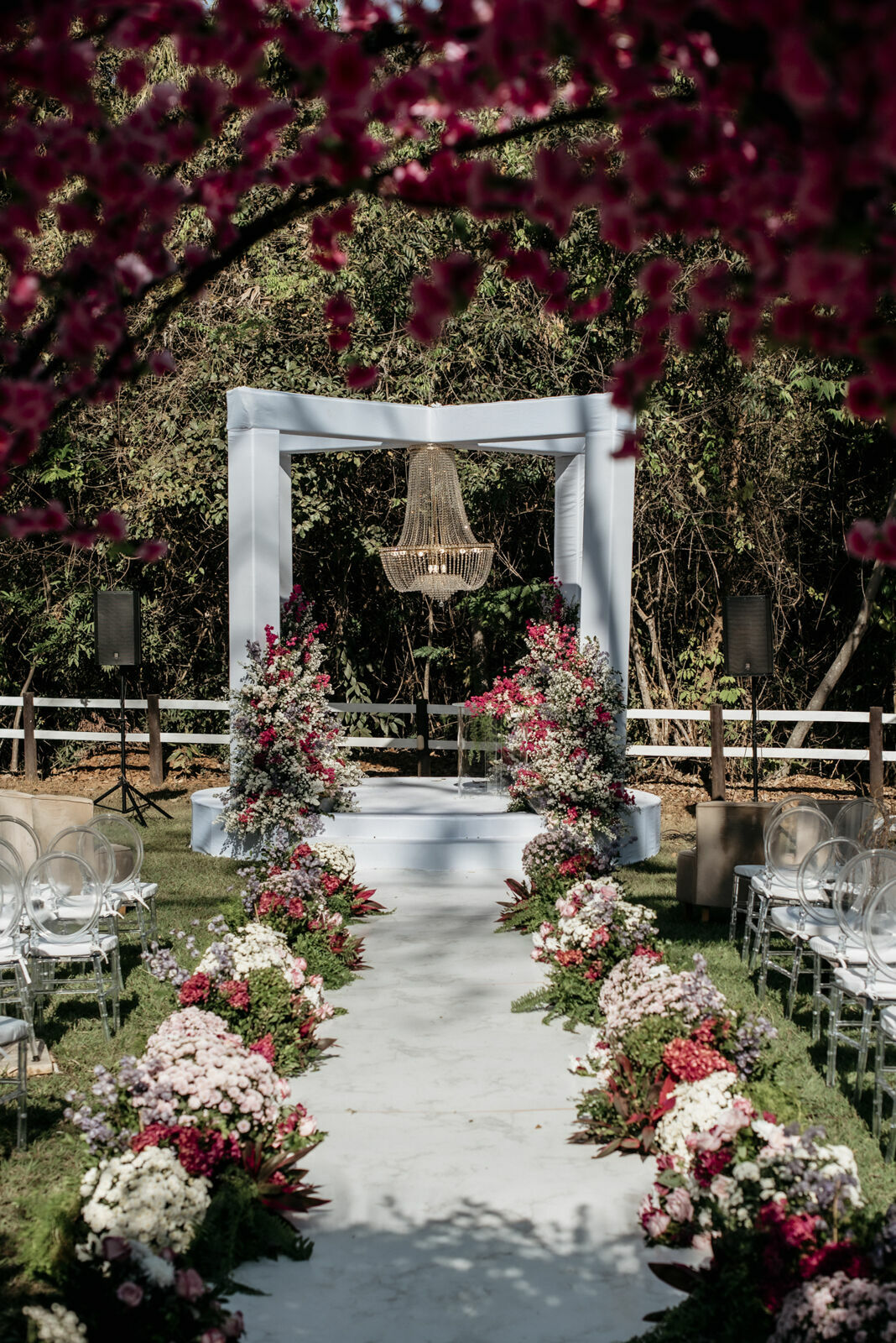 Foto Casamento em fim de tarde na Estância dos Nobres em Pirenópolis Go - Rayssa e Hiago - Imagem 11