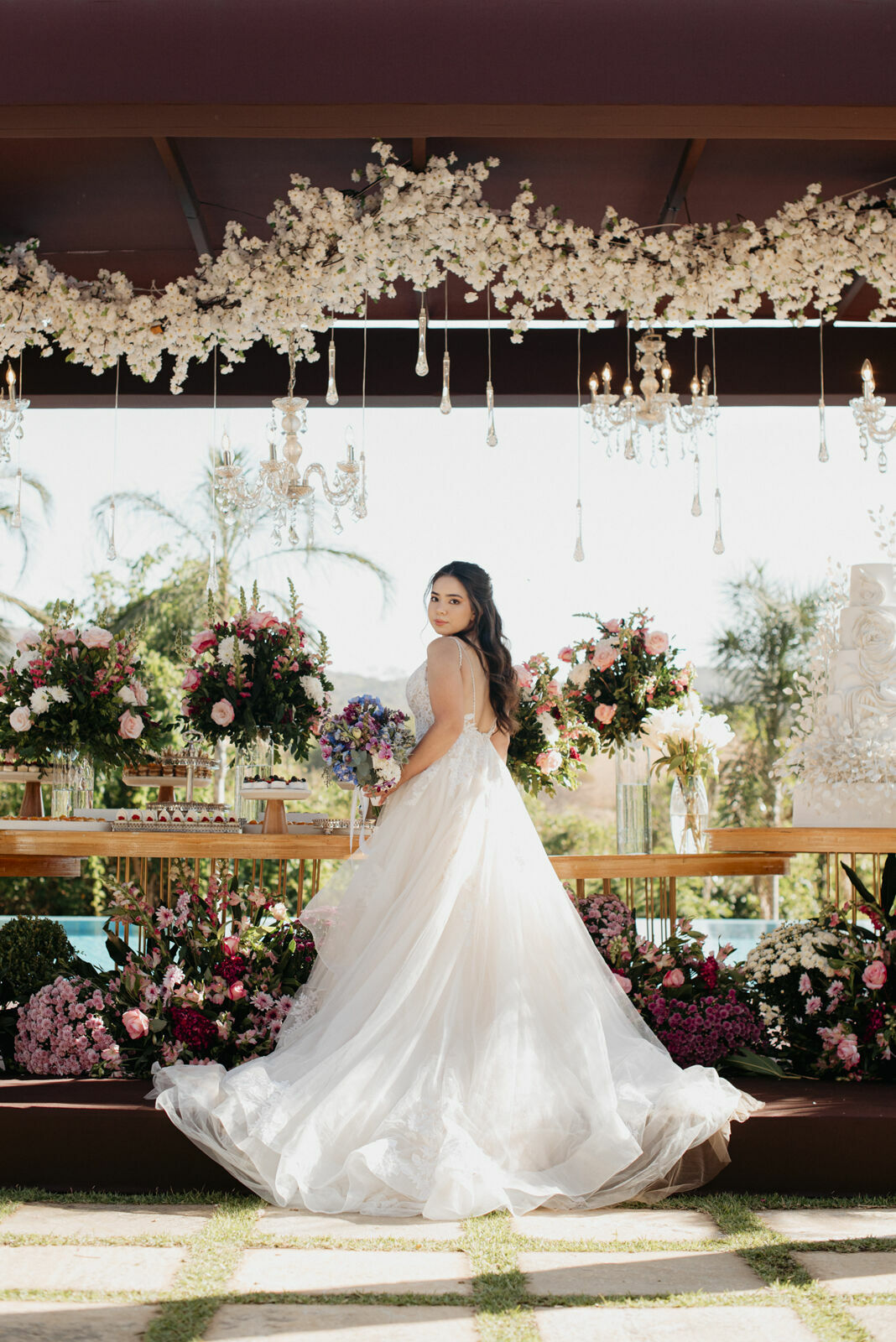 Foto Casamento em fim de tarde na Estância dos Nobres em Pirenópolis Go - Rayssa e Hiago - Imagem 25